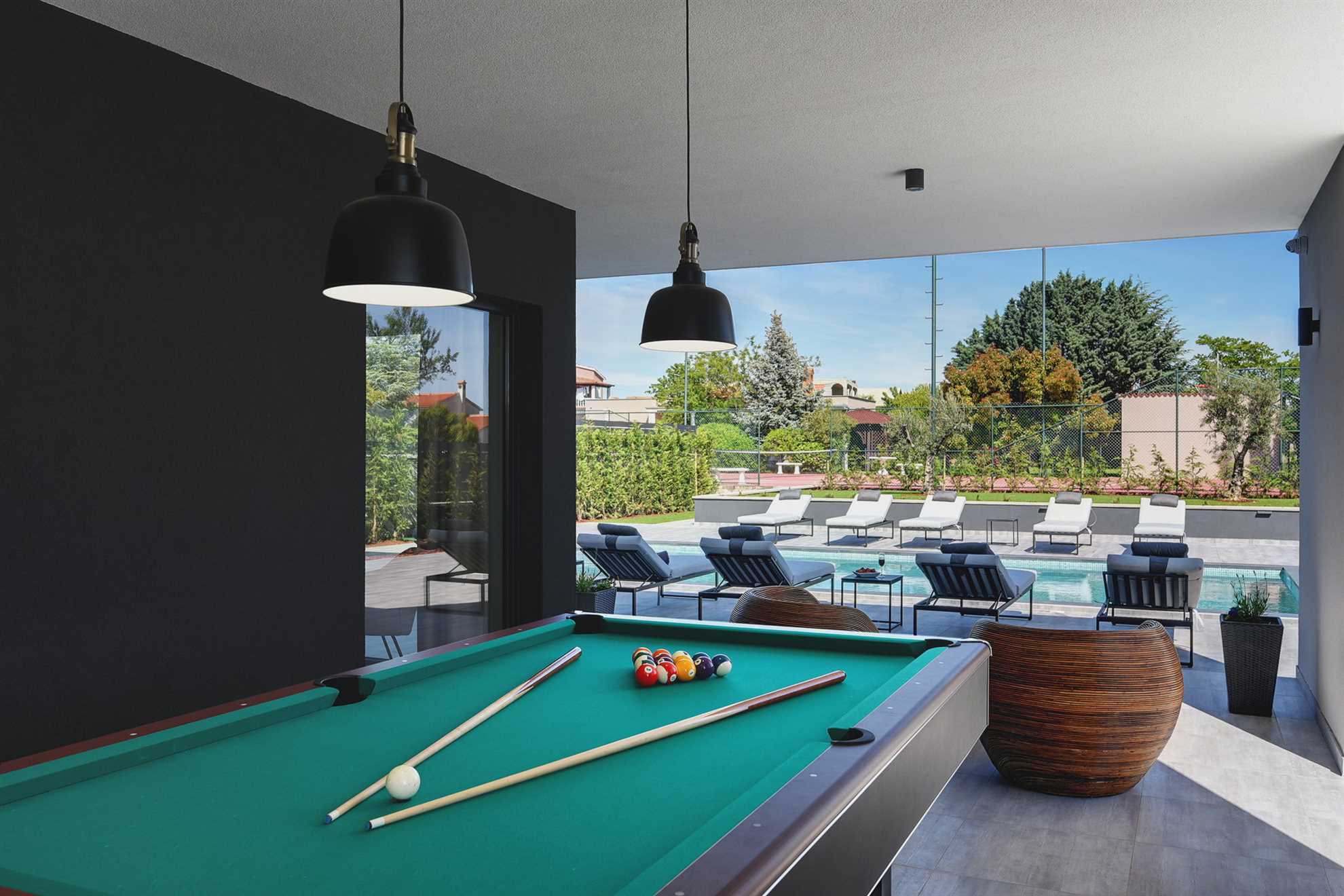 Villa Grandiosa with Pool