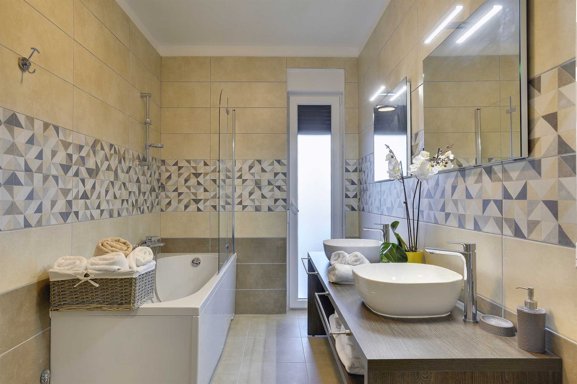 Villa Grandiosa with Pool