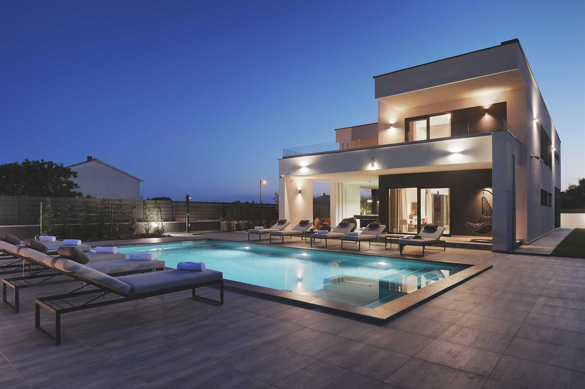 Image of Villa Grandiosa with Pool