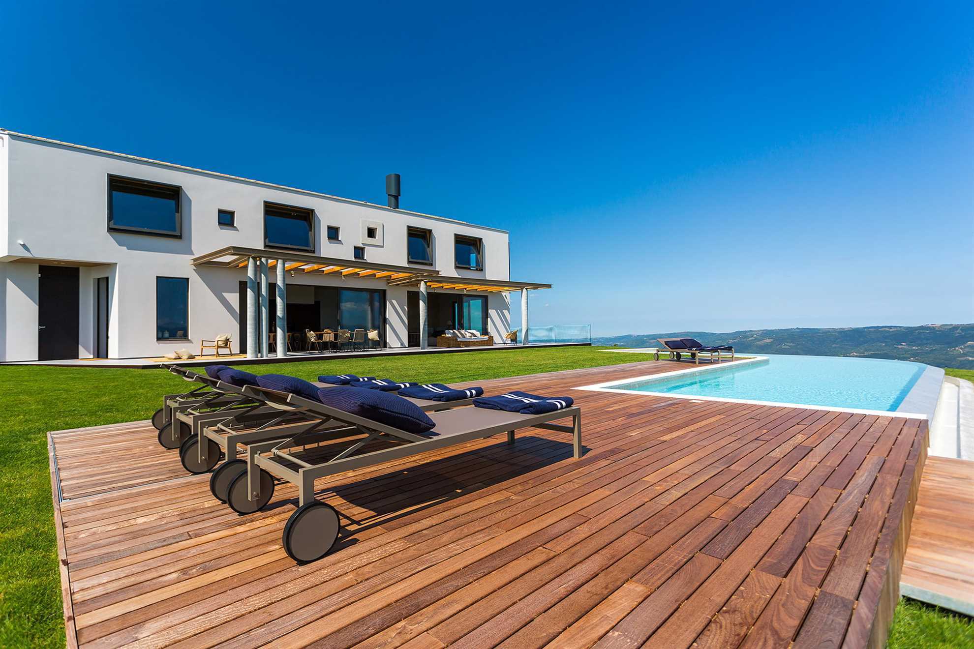 Villa Grand Horizon with Pool