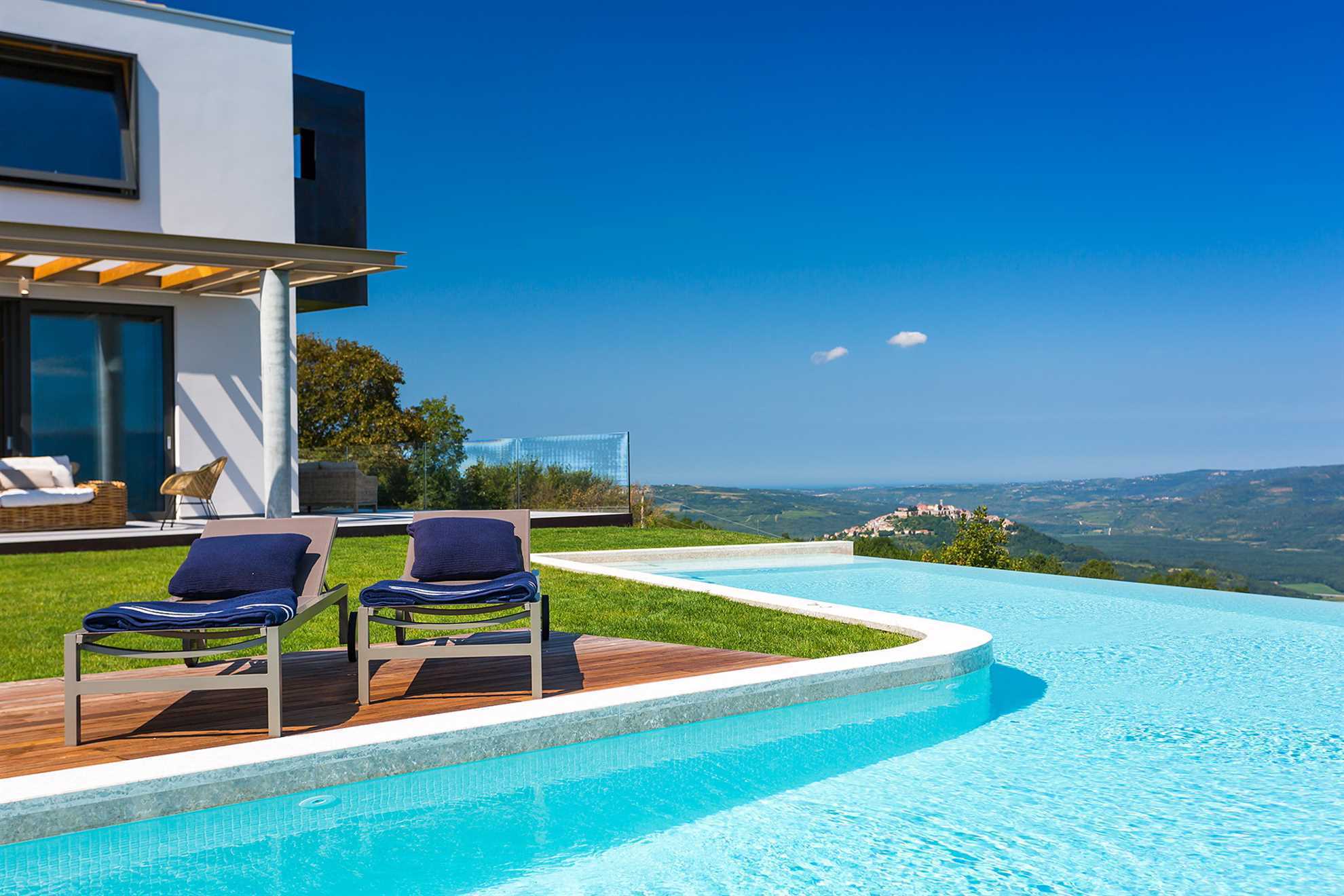 Villa Grand Horizon with Pool