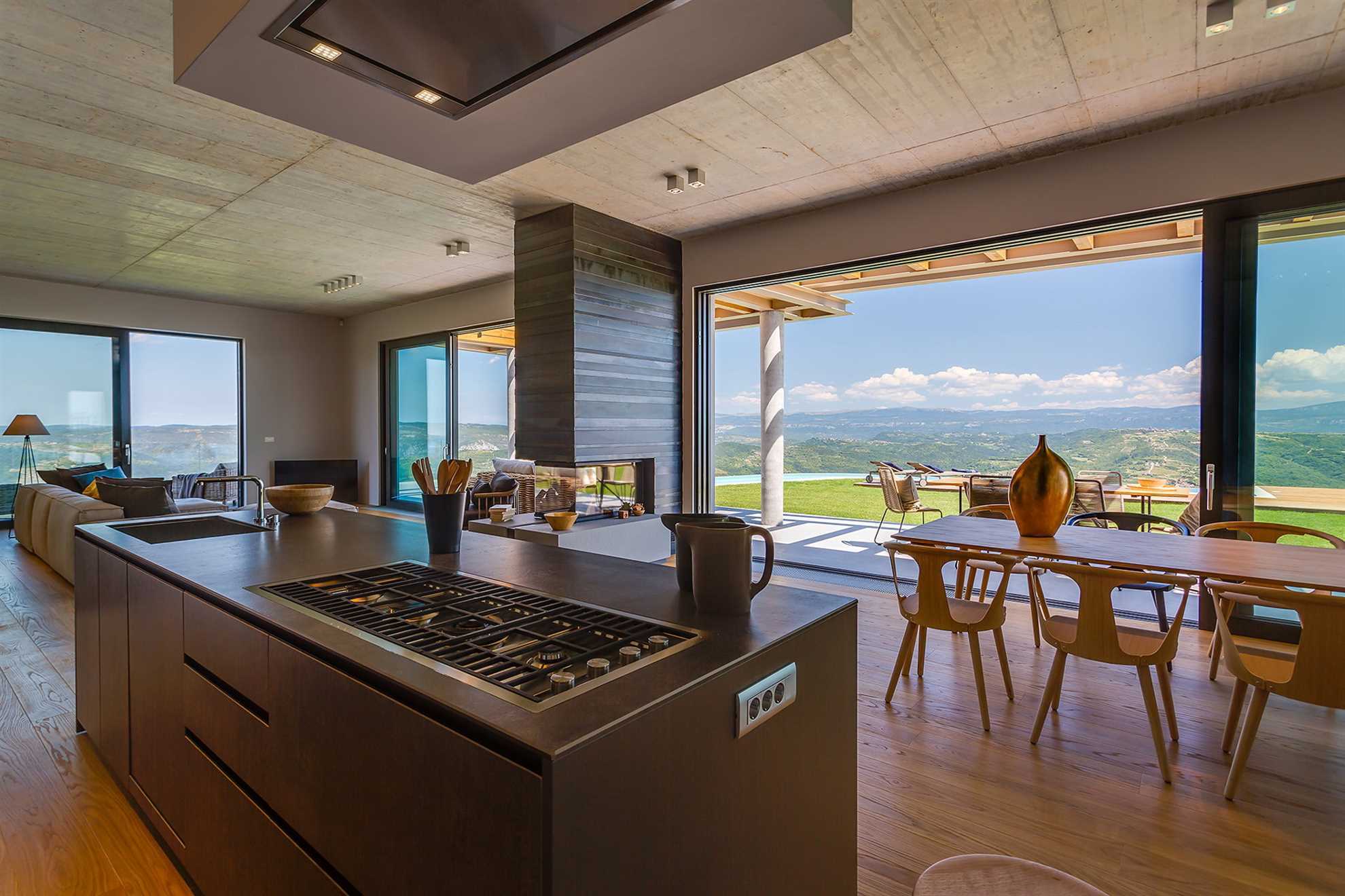 Villa Grand Horizon with Pool