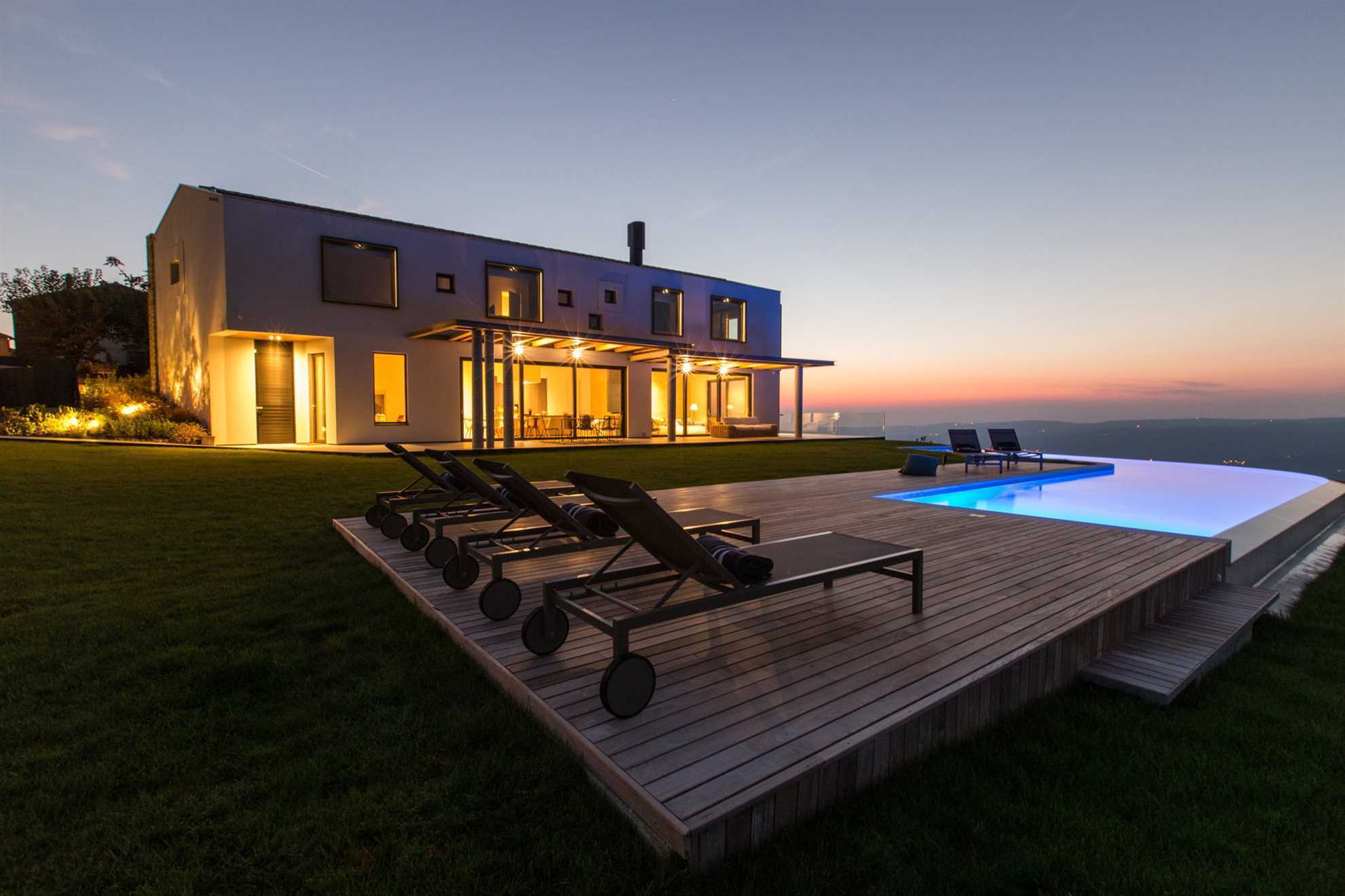 Villa Grand Horizon with Pool