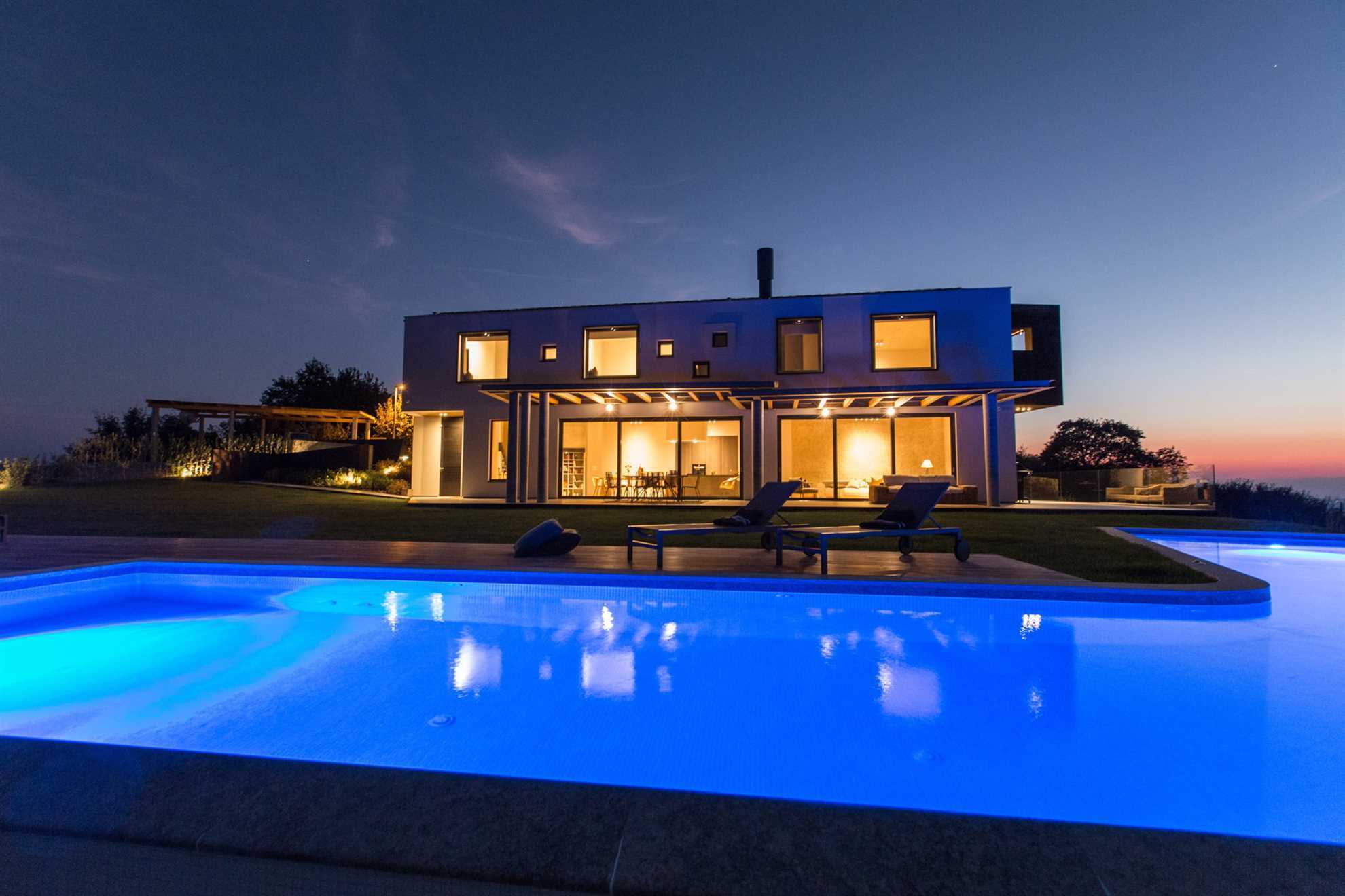 Villa Grand Horizon with Pool