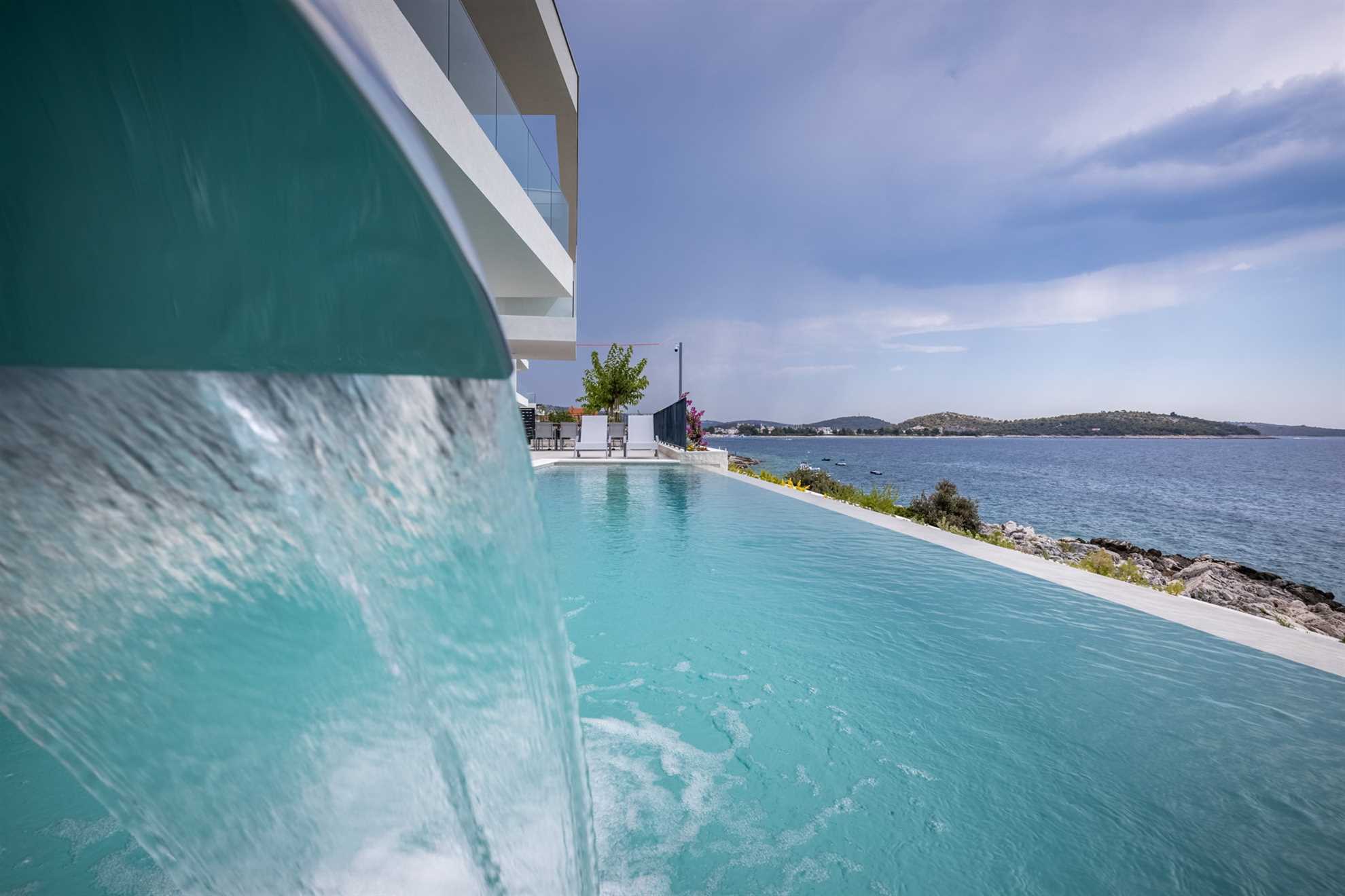 Luxury Villa Night Diamond with Pool