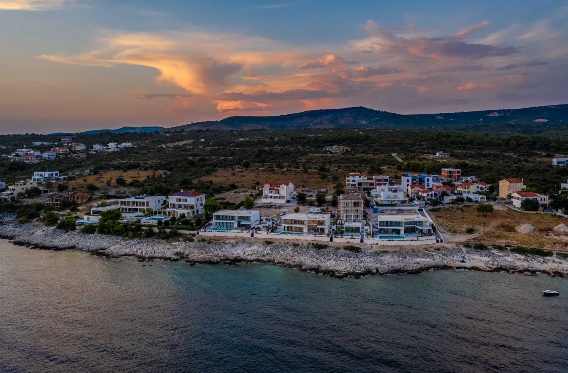 Luxury Villa Night Diamond with Pool