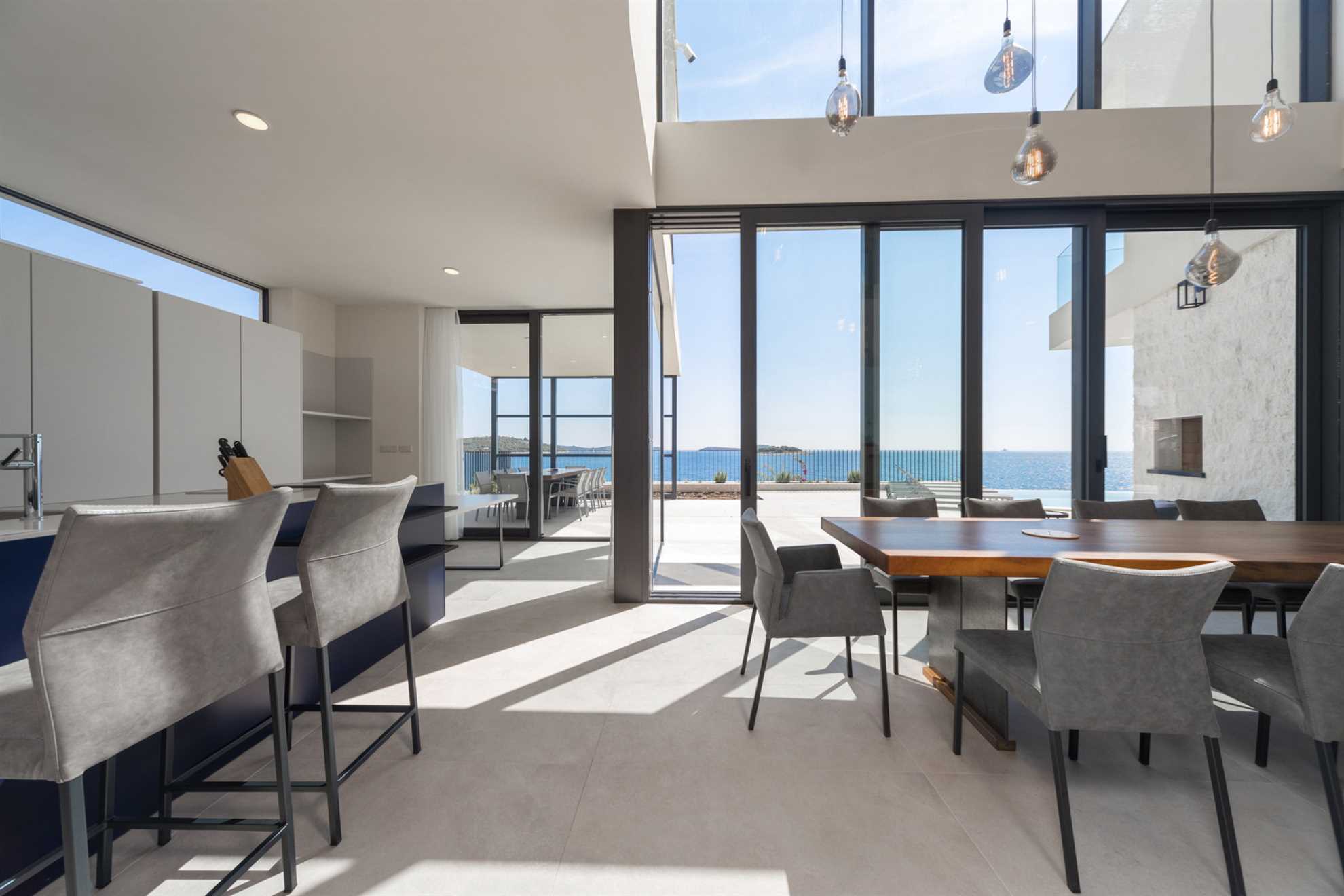 Luxury Villa Silver Diamond with Pool
