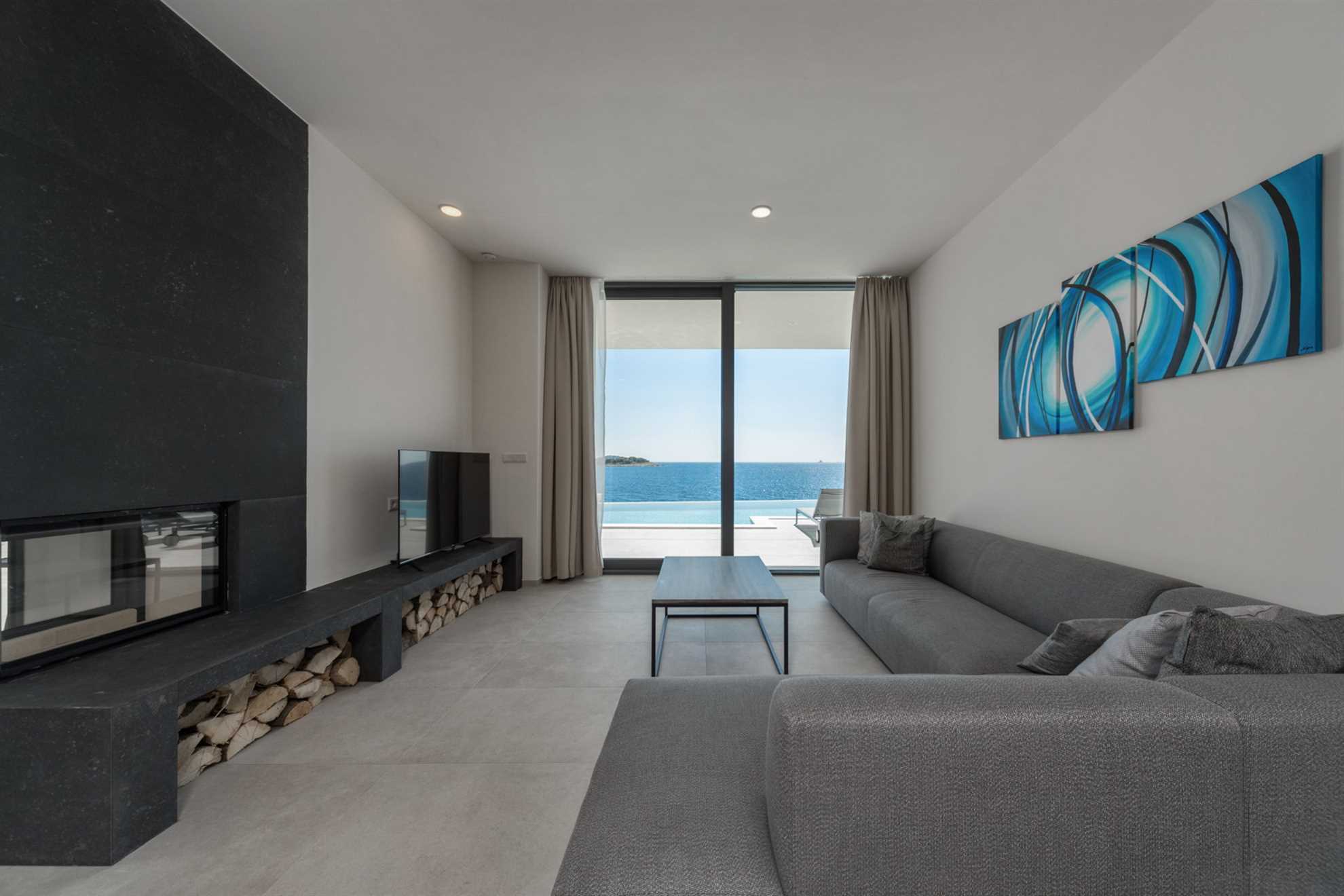 Luxury Villa Silver Diamond with Pool