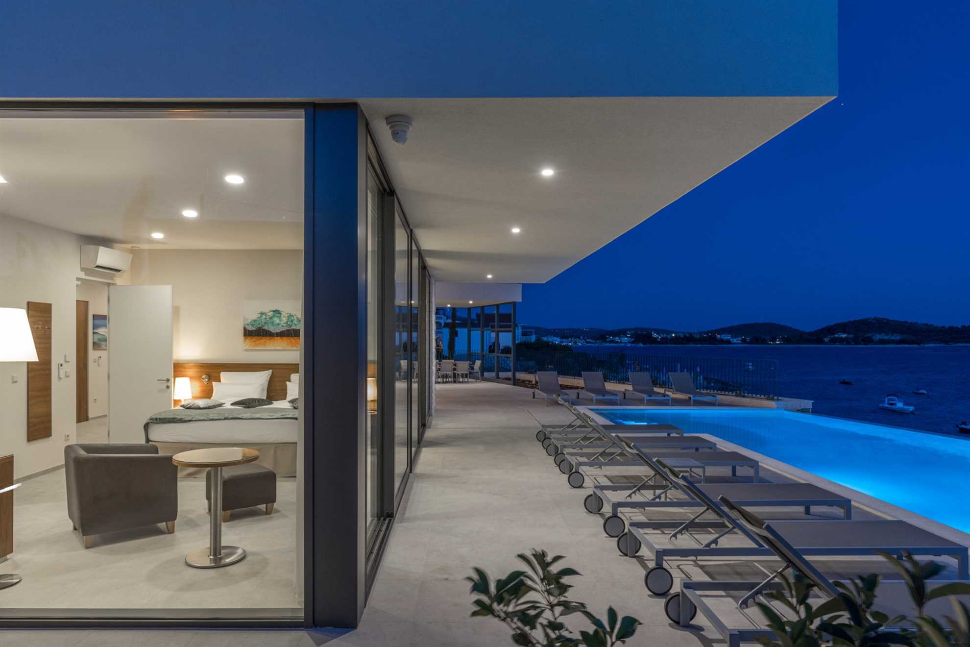 Luxury Villa Silver Diamond with Pool