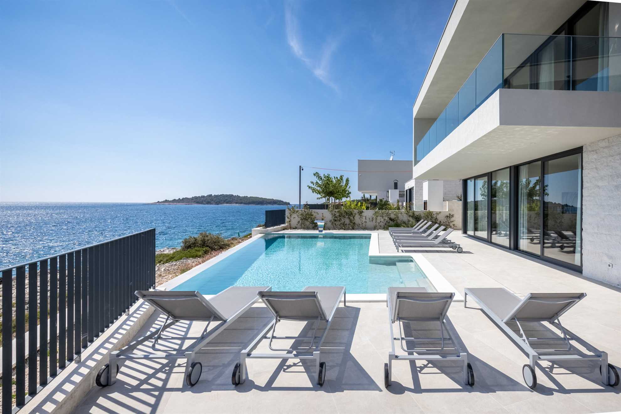 Luxury Villa Silver Diamond with Pool