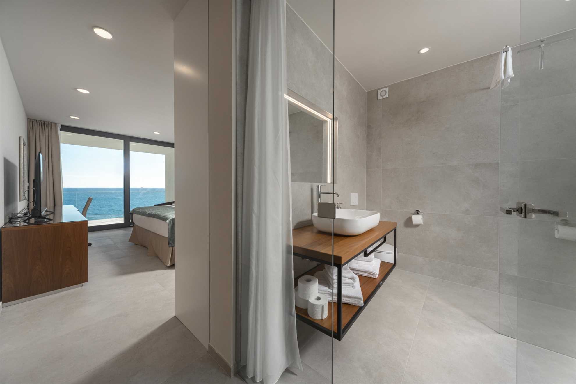 Luxury Villa Silver Diamond with Pool