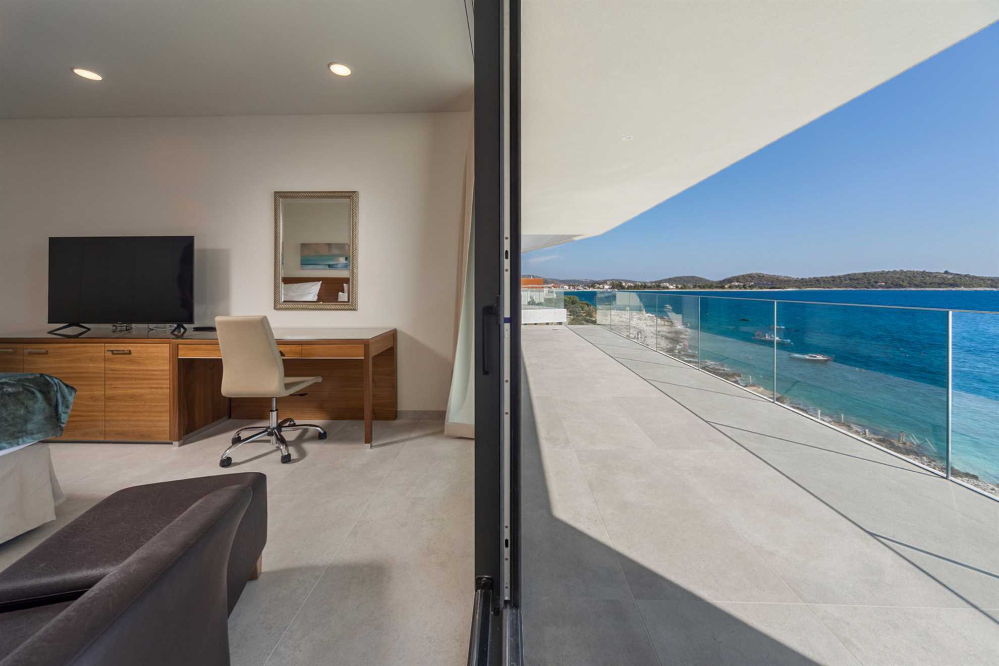 Luxury Villa Silver Diamond with Pool