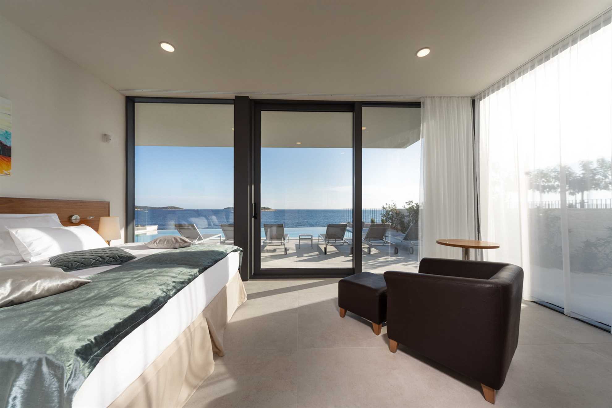 Luxury Villa Silver Diamond with Pool