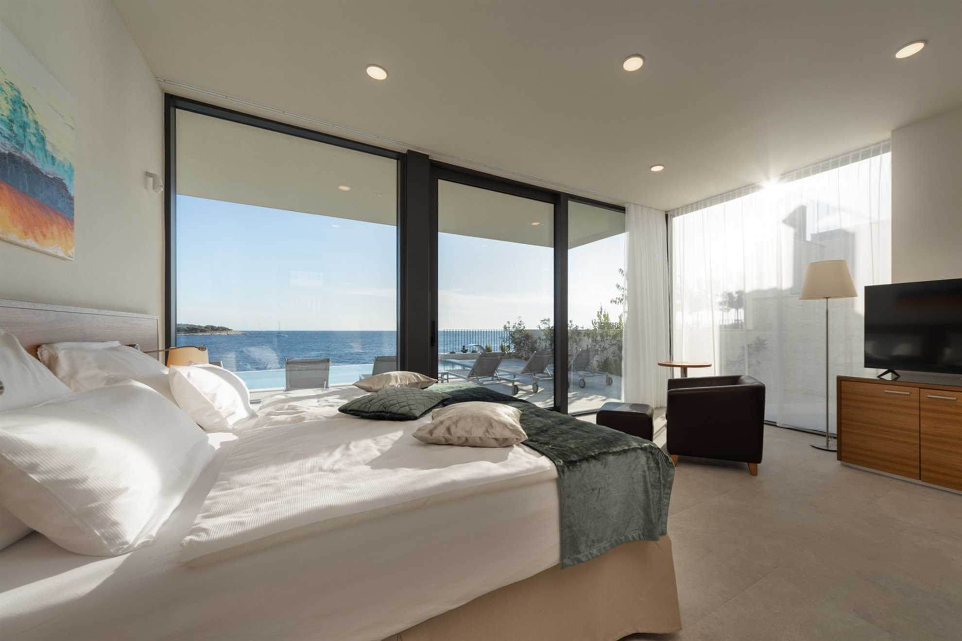 Luxury Villa Silver Diamond with Pool