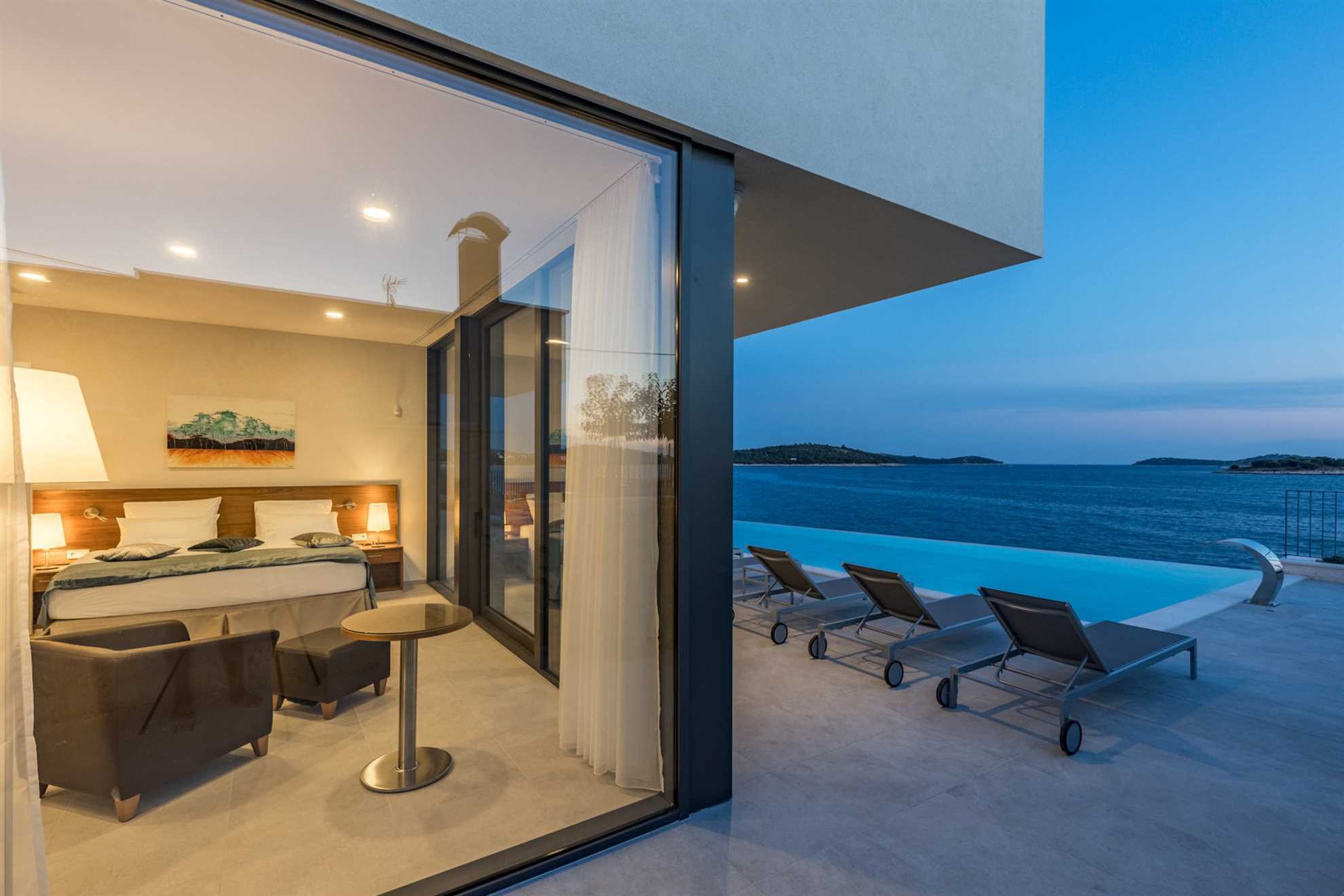 Luxury Villa Silver Diamond with Pool
