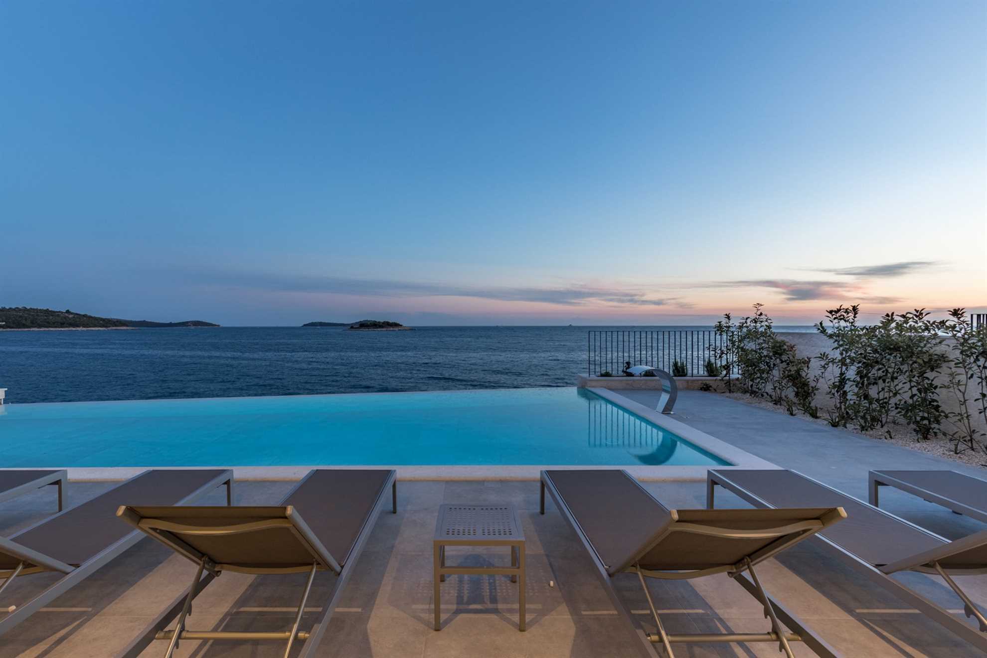 Luxury Villa Silver Diamond with Pool