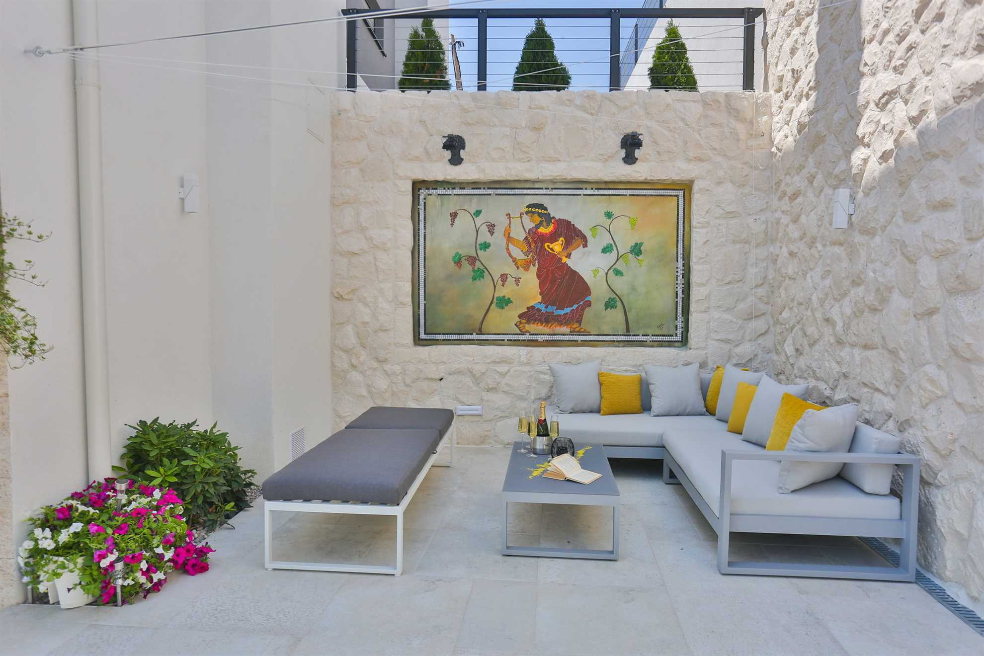 Luxury Villa Fresca with Pool