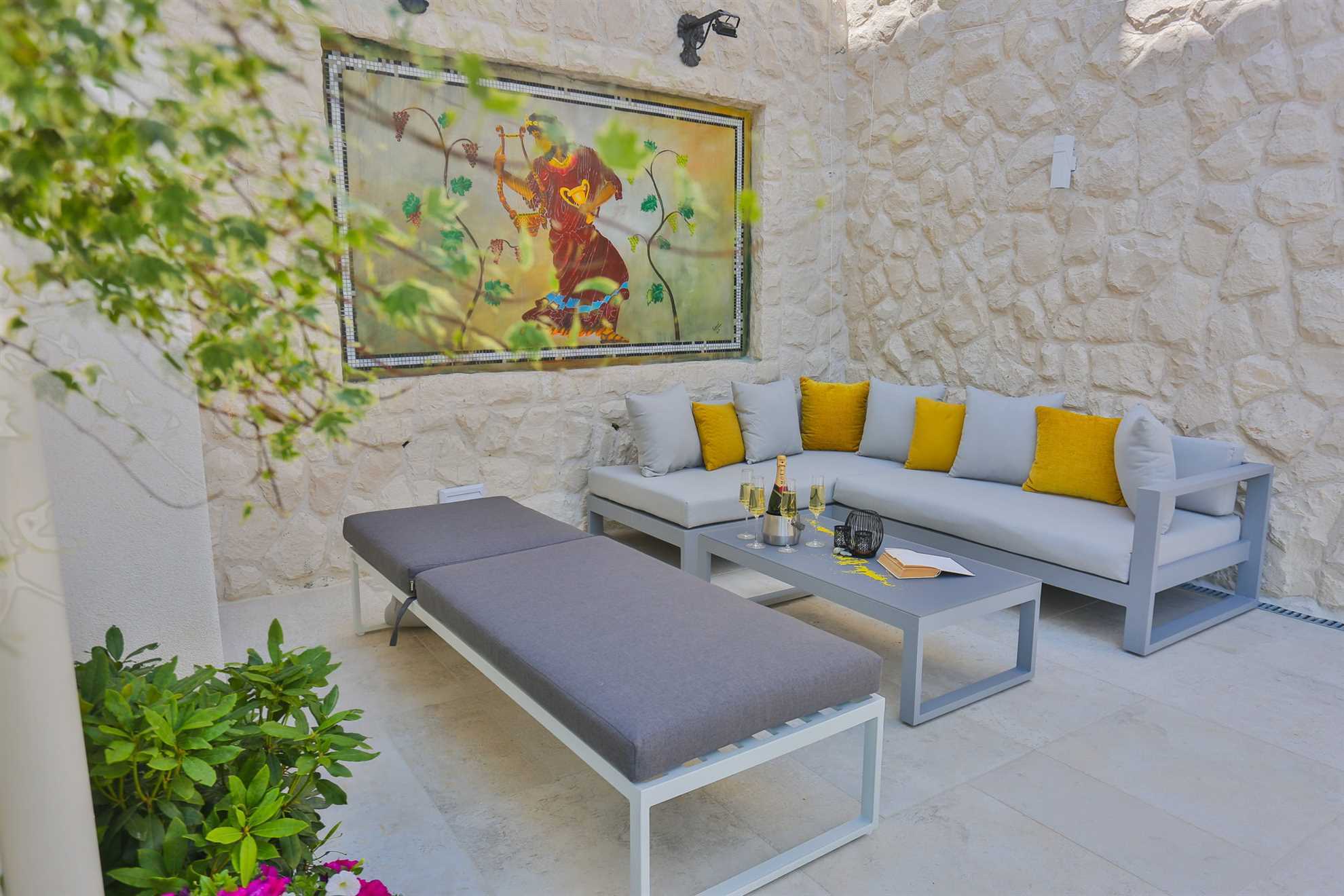 Luxury Villa Fresca with Pool