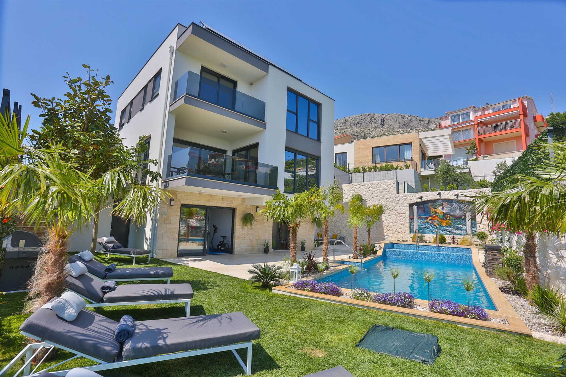 Luxury Villa Fresca with Pool