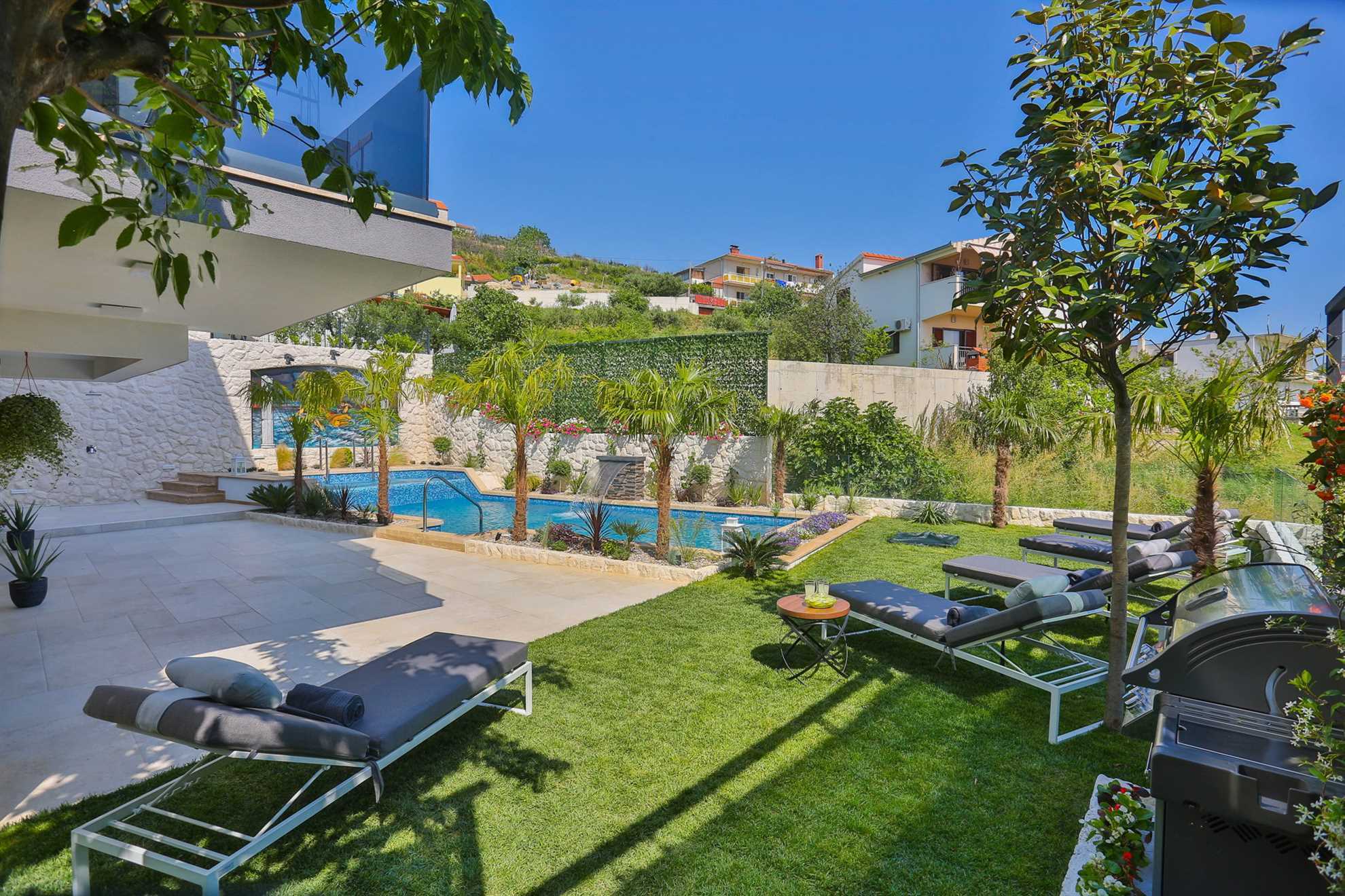 Luxury Villa Fresca with Pool