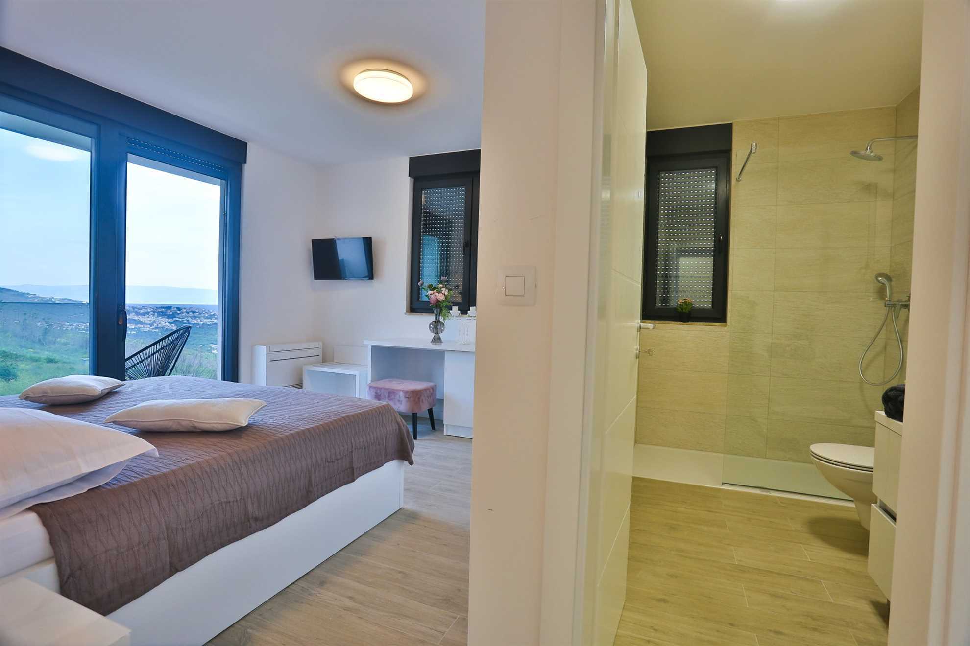 Luxury Villa Fresca with Pool