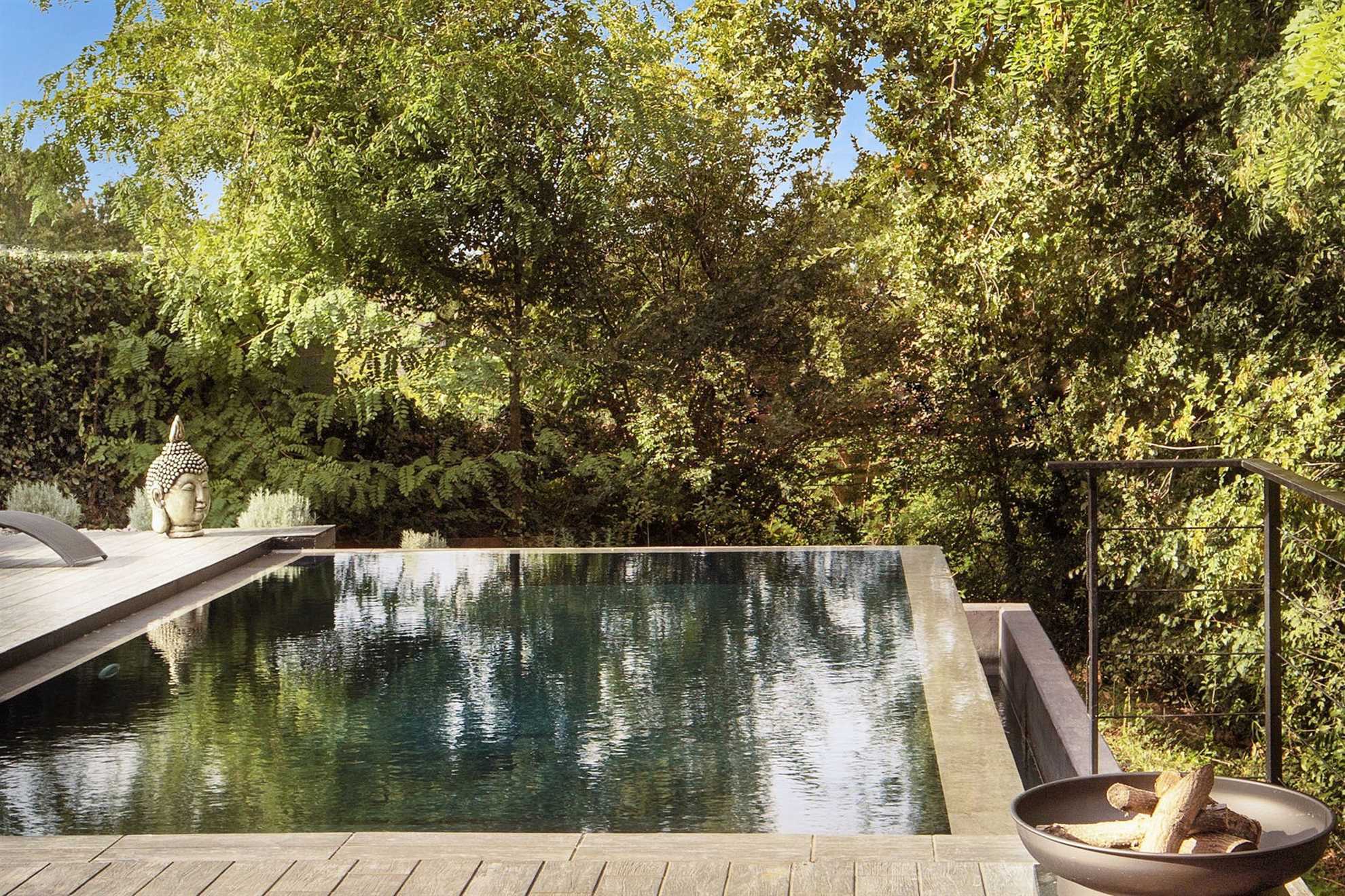 Villa Meditation with Infinity Pool