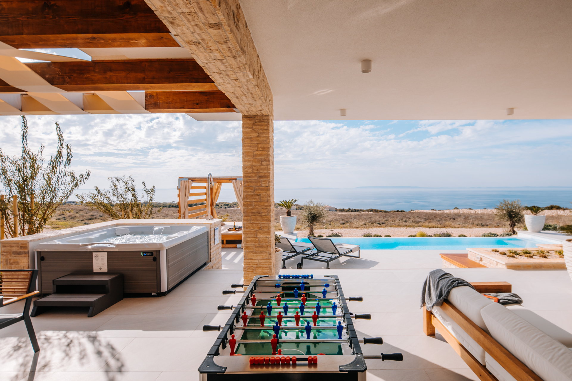 Villa La Isla with Pool III
