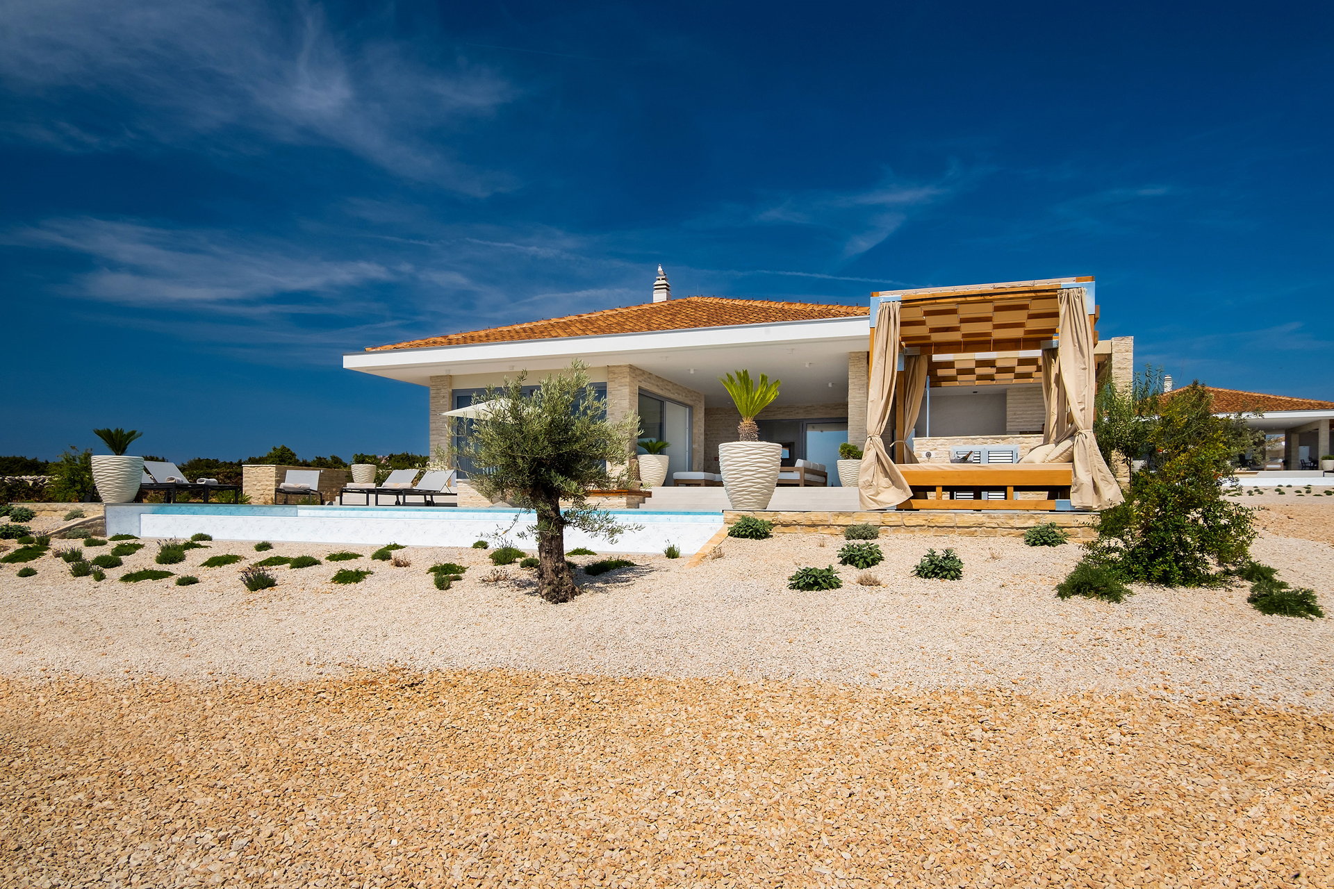Villa La Isla with Pool IV