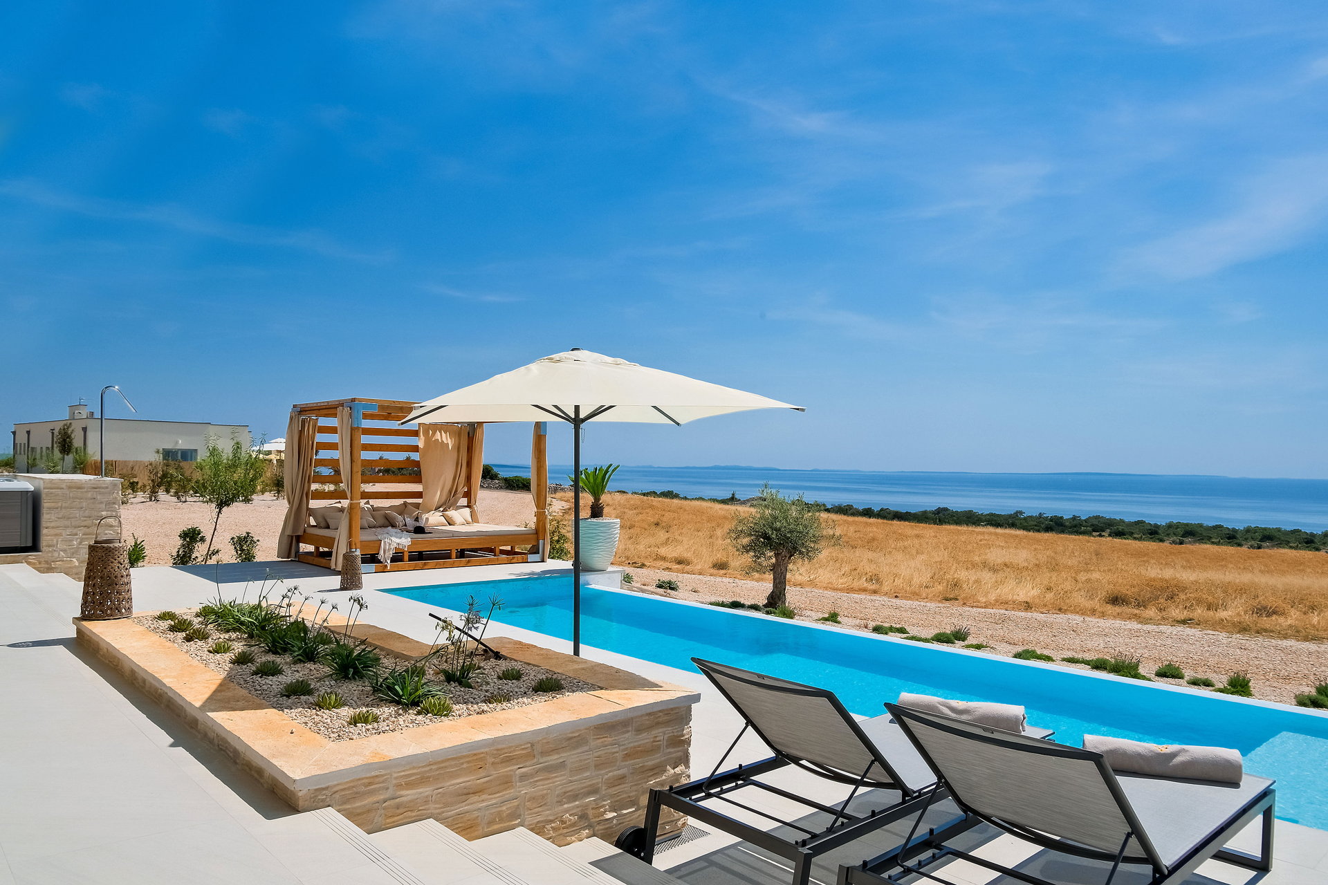 Villa La Isla with Pool IV