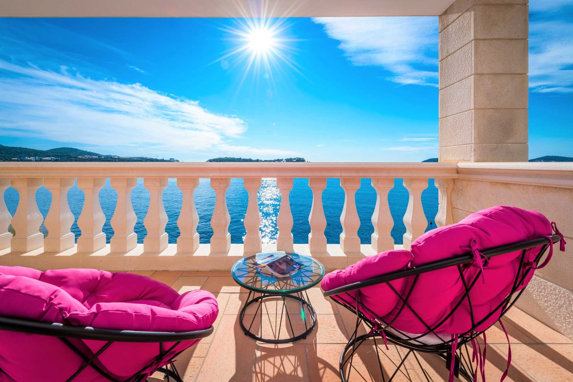 Luxury Villa Rosemary with Pool