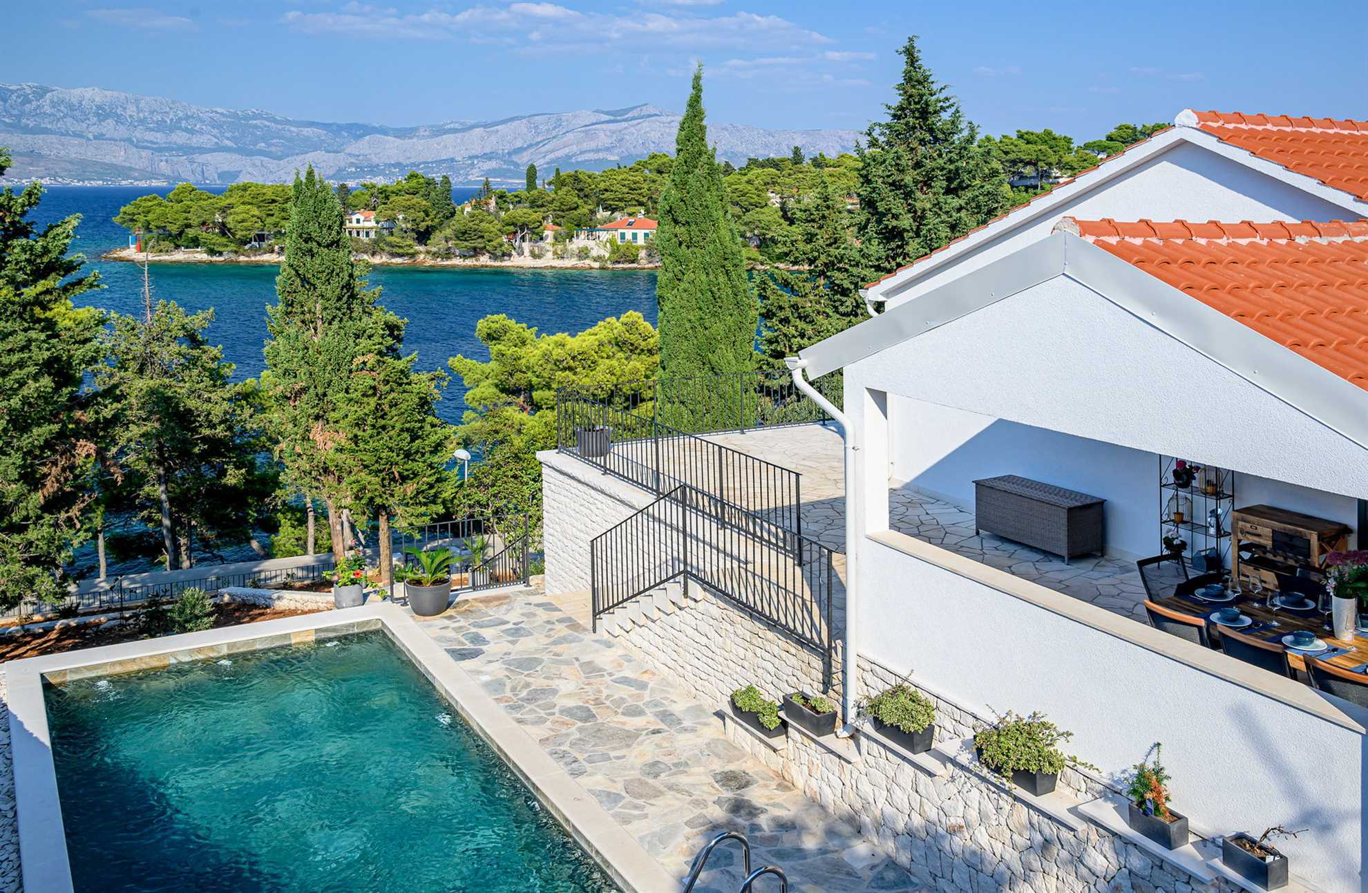 Villa Creativa with Heated Pool