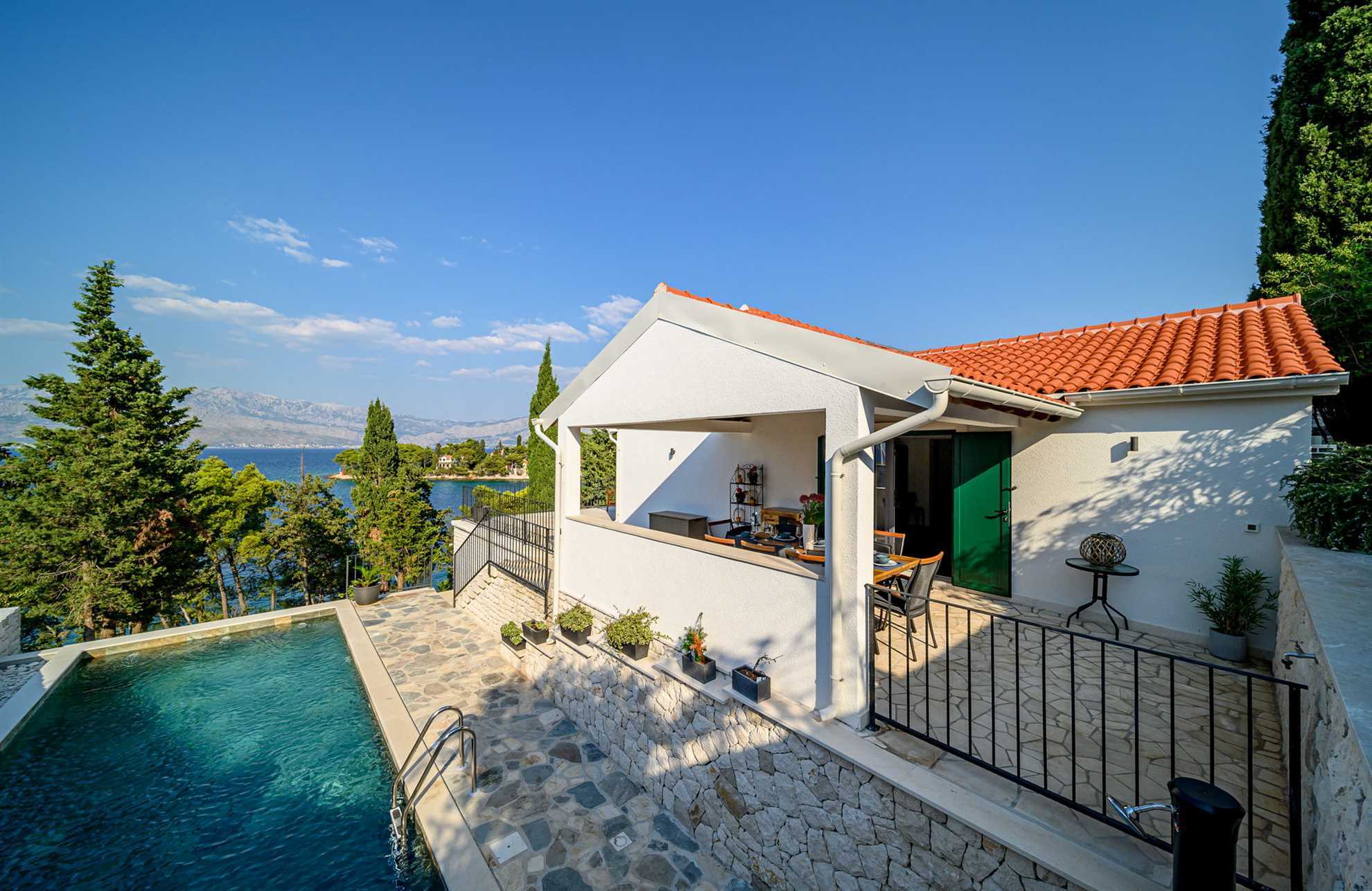Villa Creativa with Heated Pool
