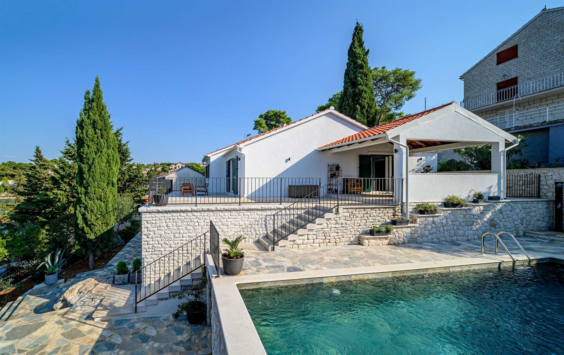 Villa Creativa with Heated Pool