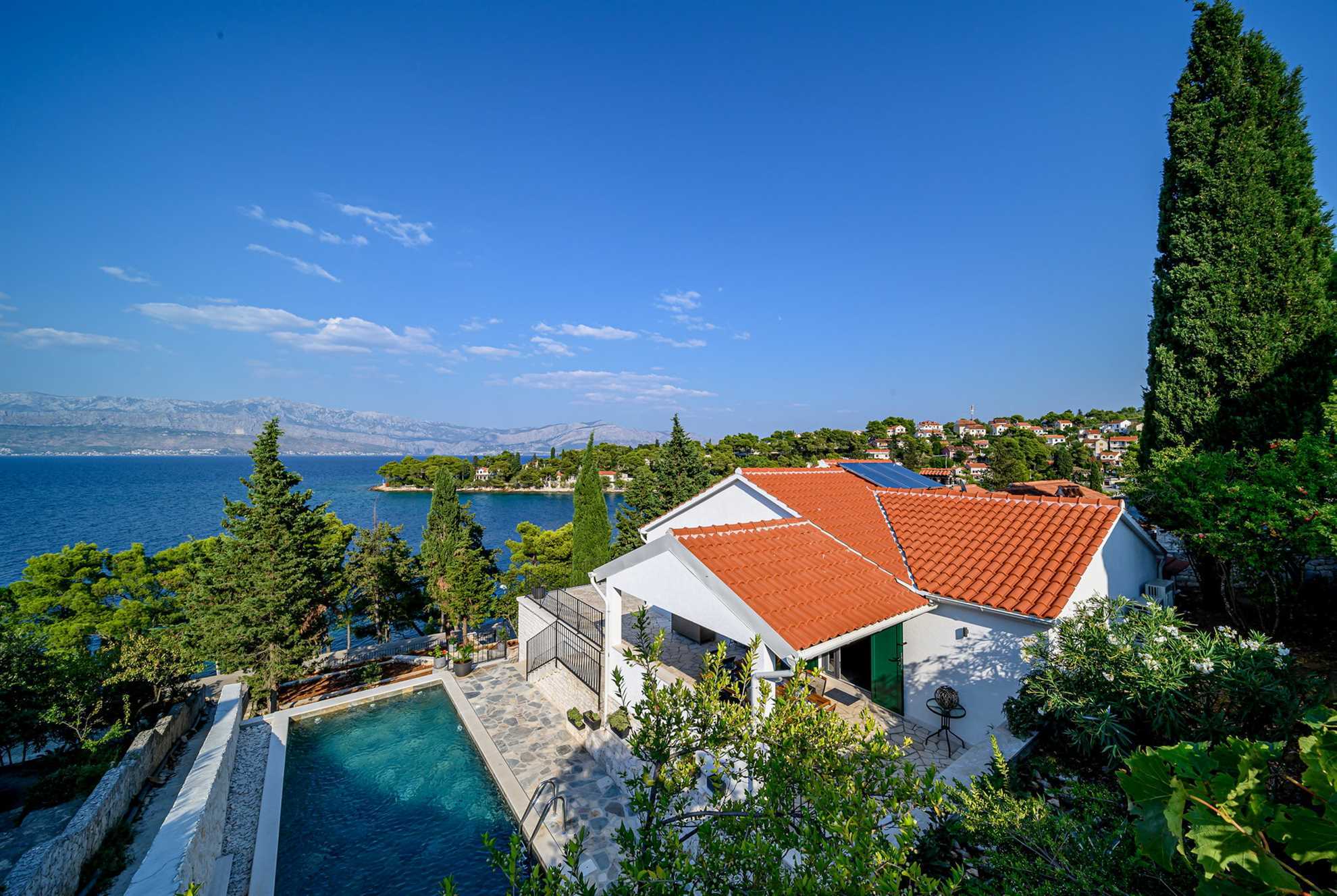 Villa Creativa with Heated Pool