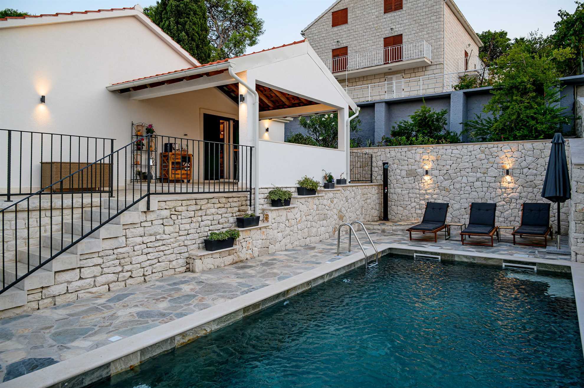 Villa Creativa with Heated Pool