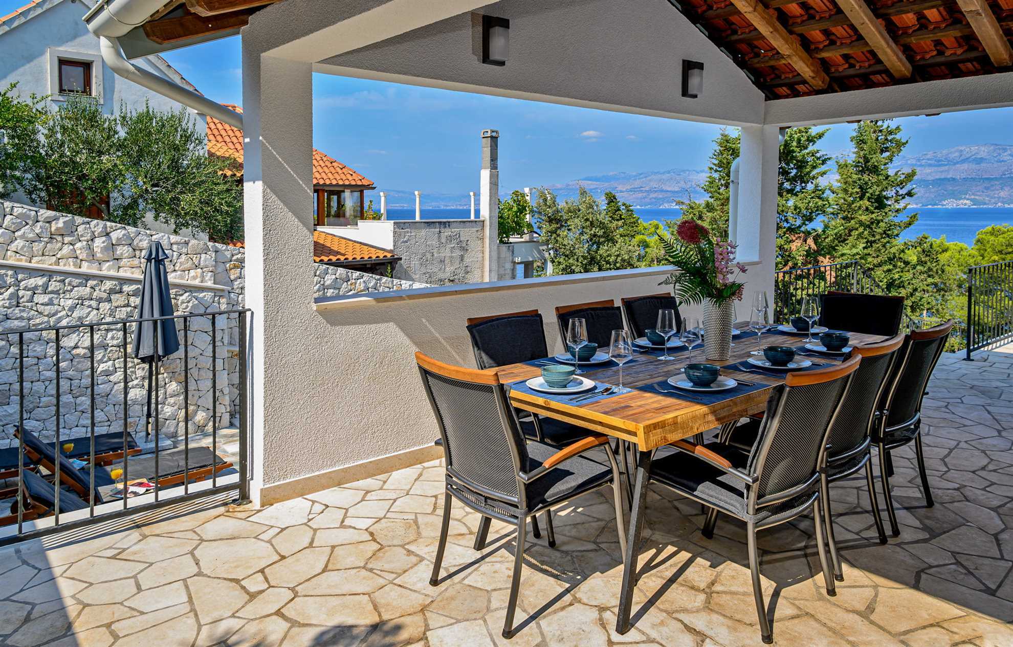 Villa Creativa with Heated Pool