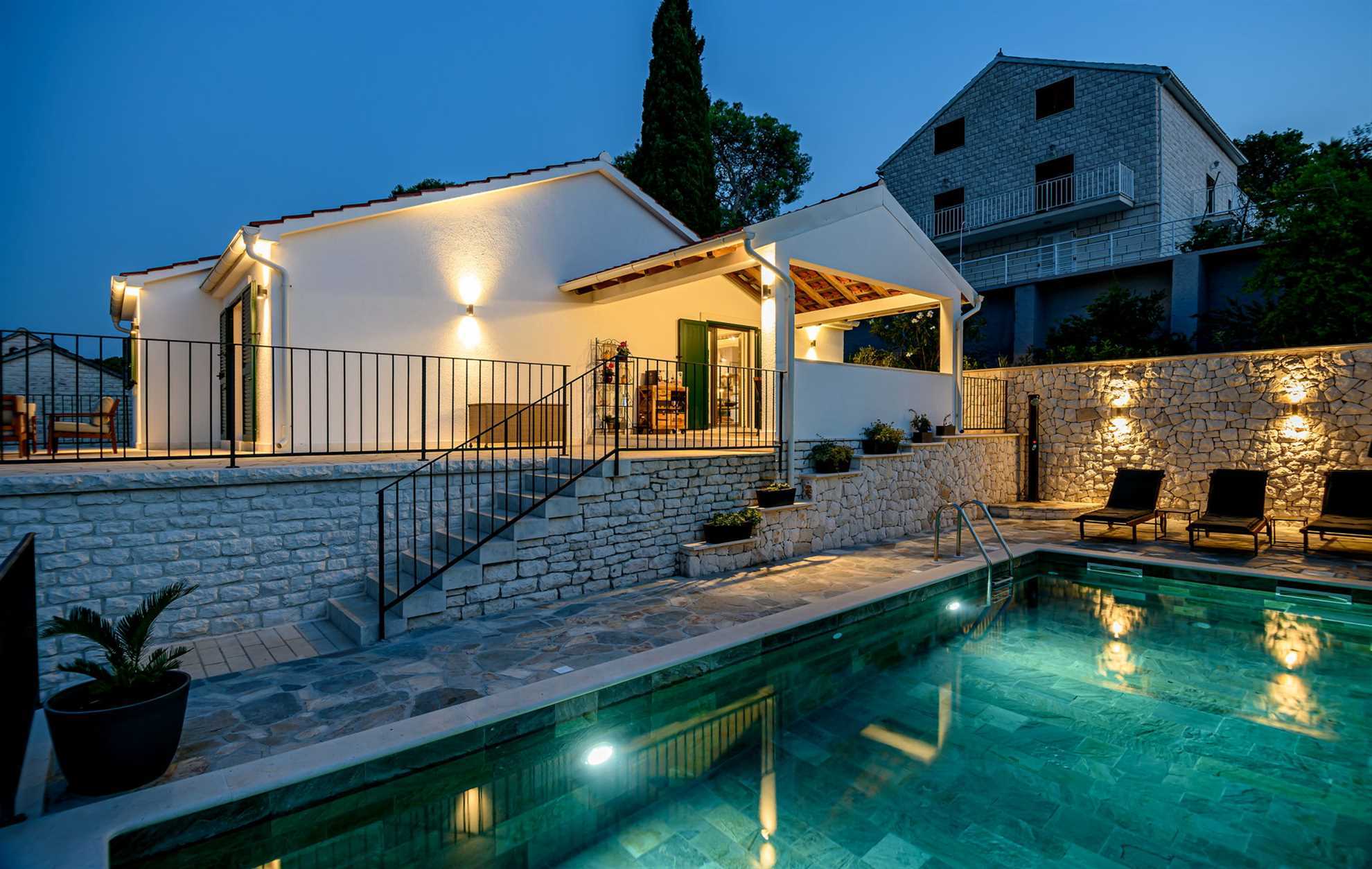 Villa Creativa with Heated Pool