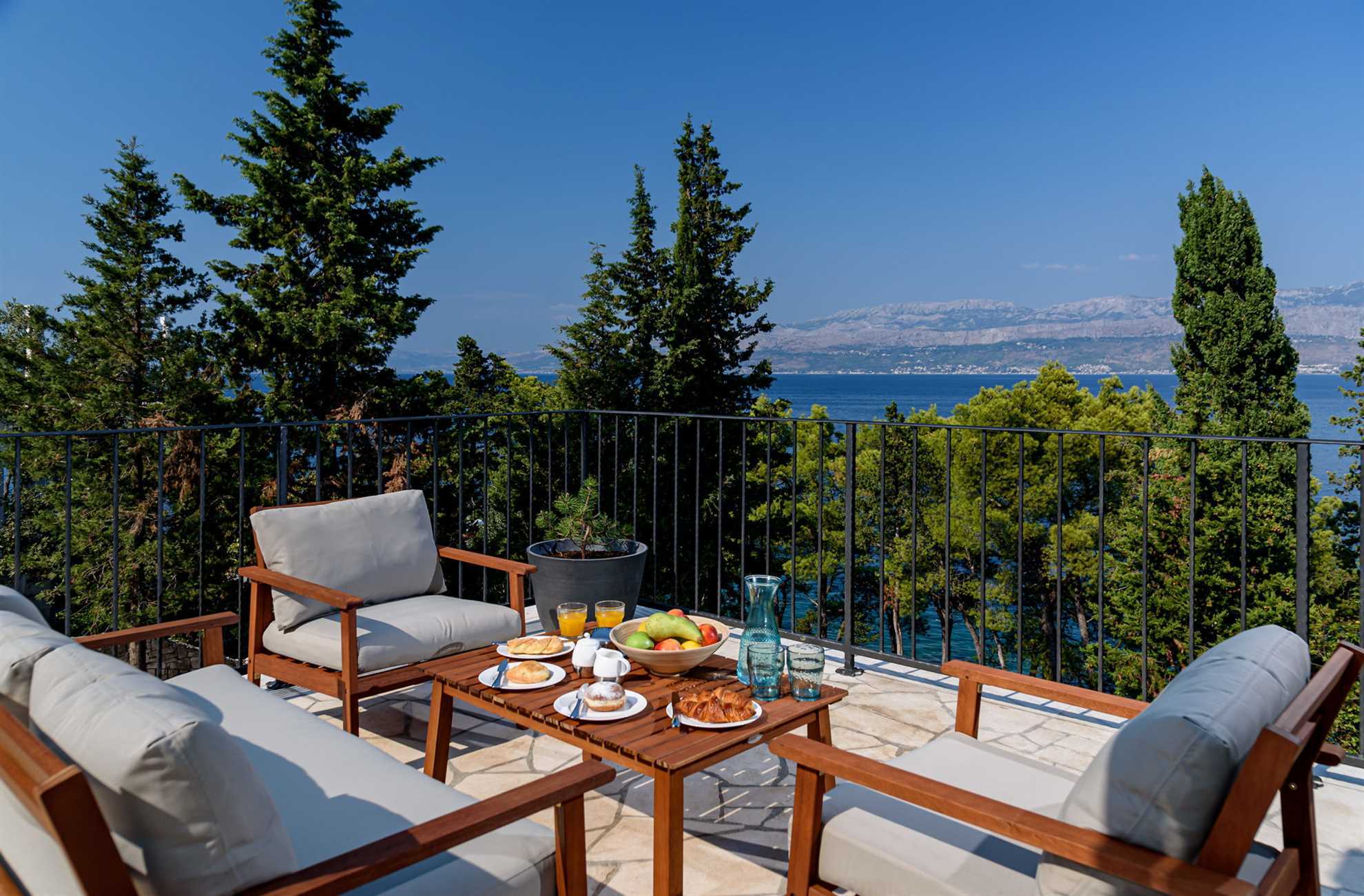 Villa Creativa with Heated Pool