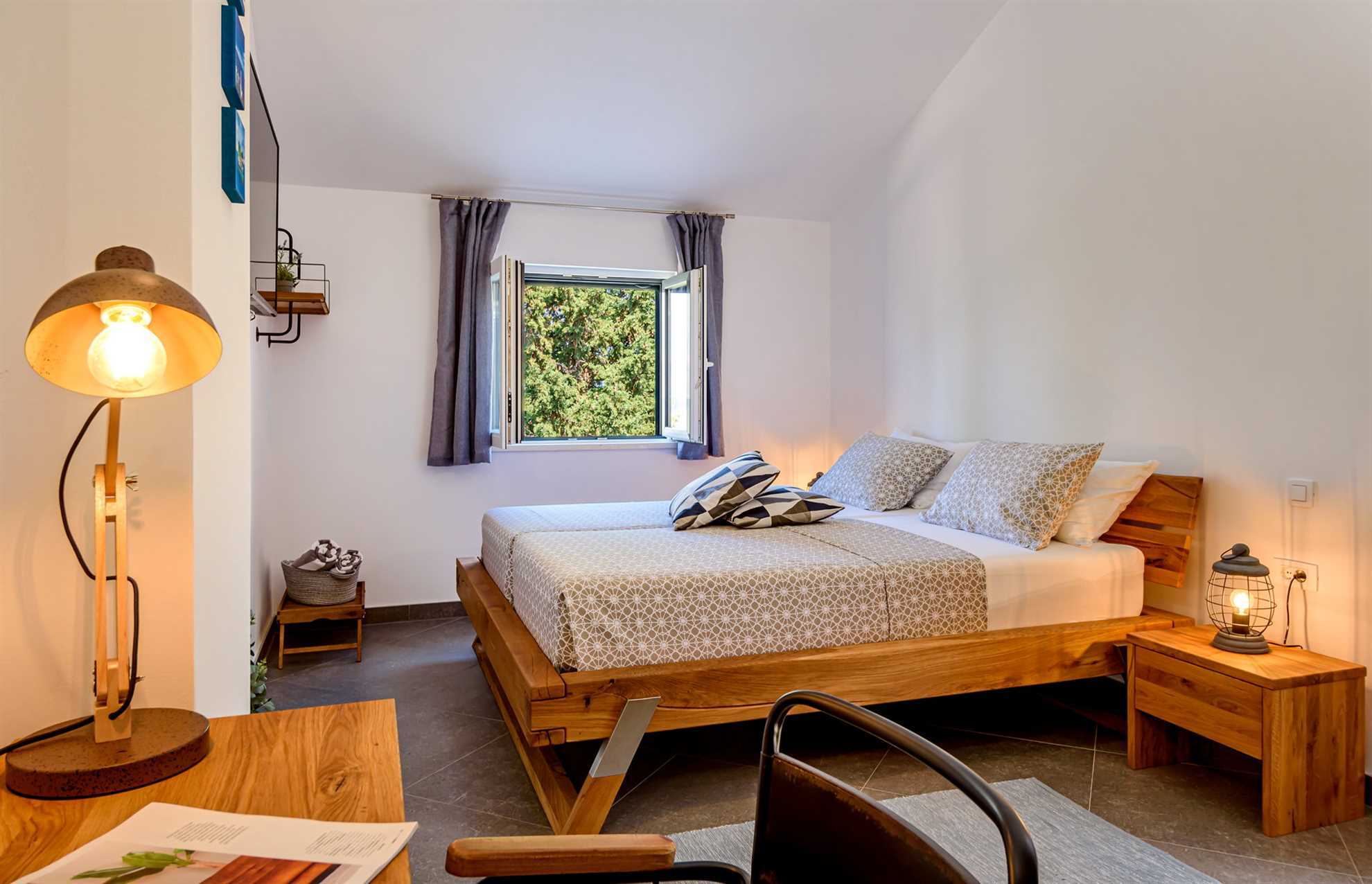 Villa Creativa with Heated Pool