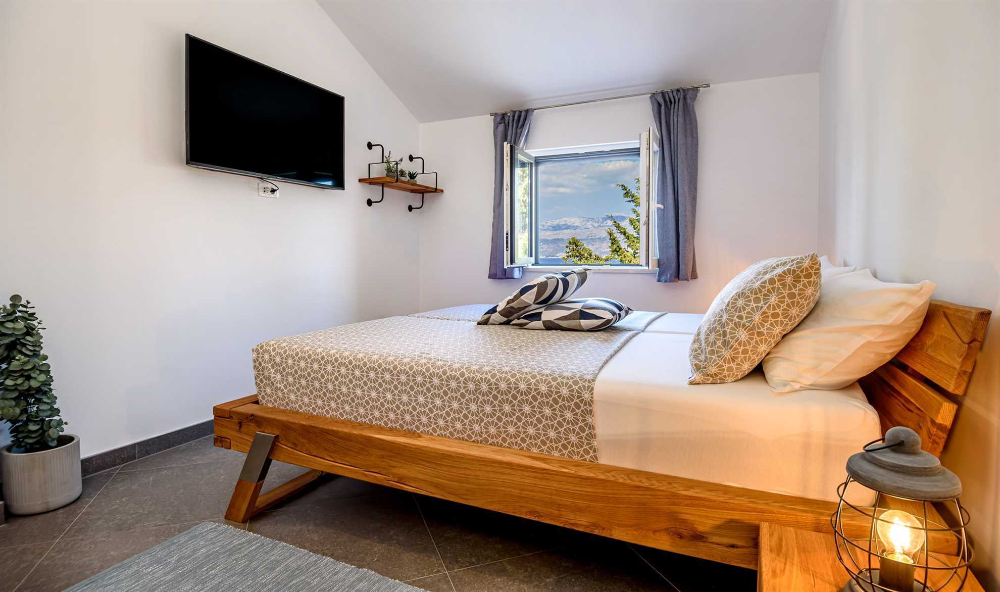 Villa Creativa with Heated Pool