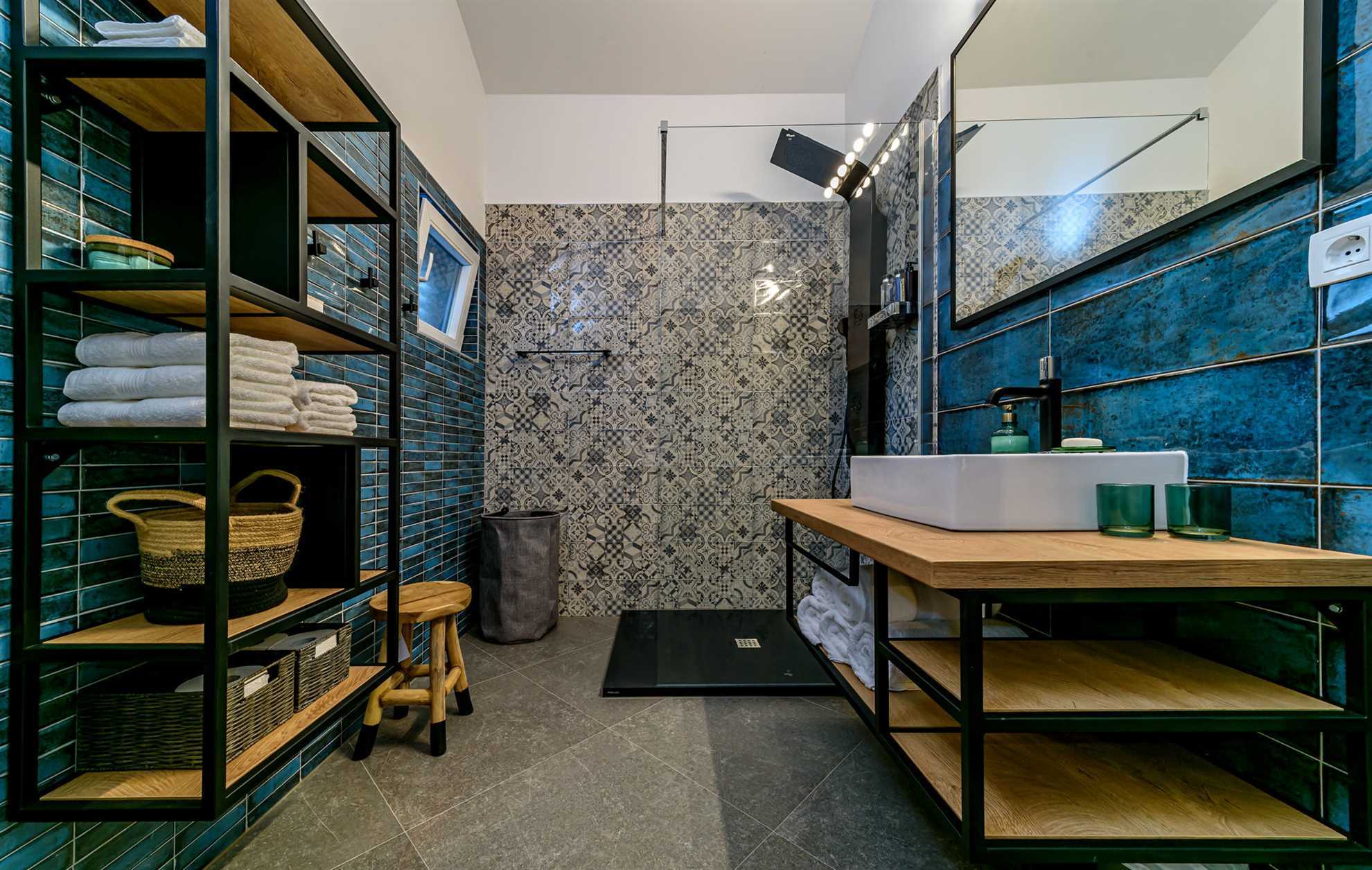 Villa Creativa with Heated Pool