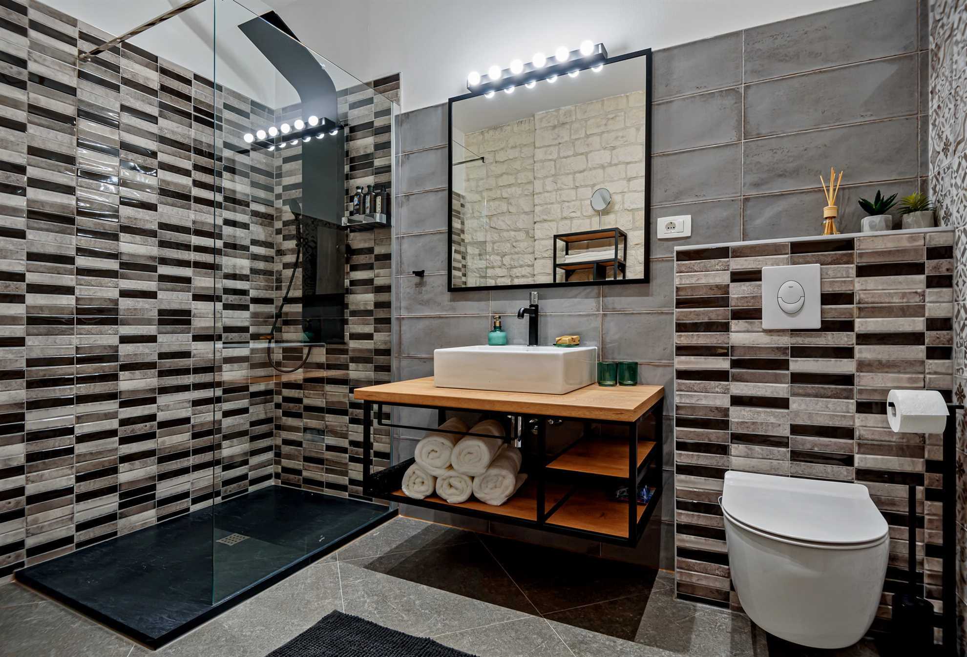 Villa Creativa with Heated Pool