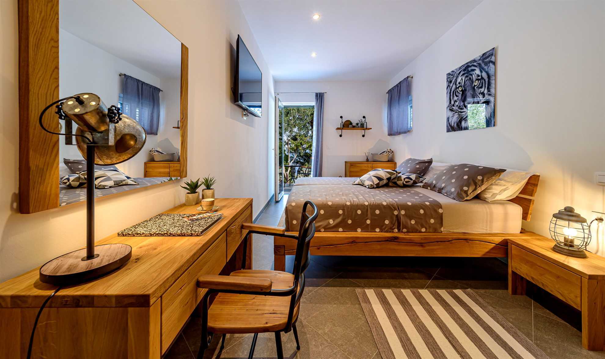 Villa Creativa with Heated Pool