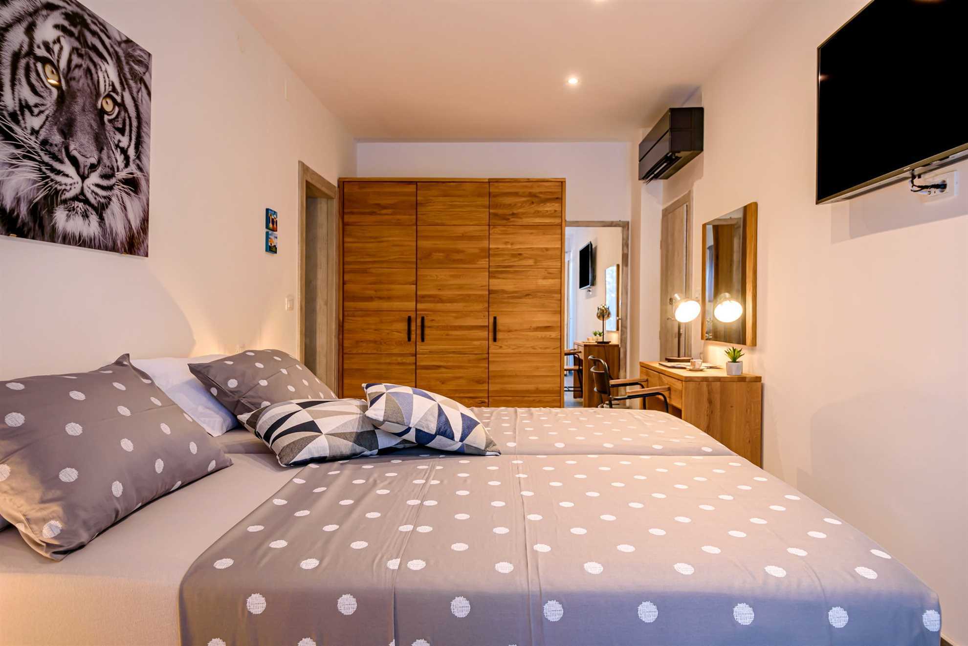 Villa Creativa with Heated Pool