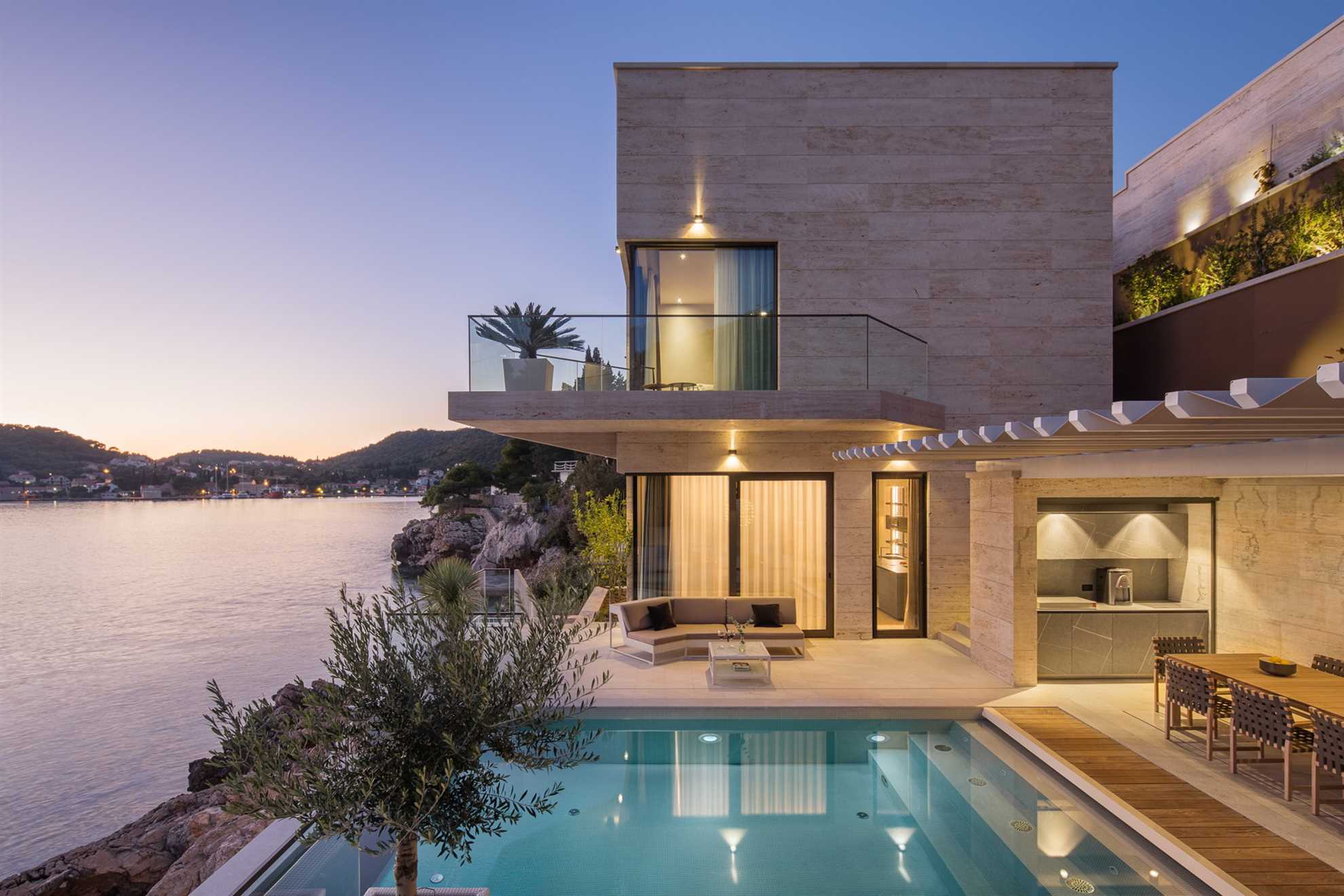 Luxury Villa Amour with Pool