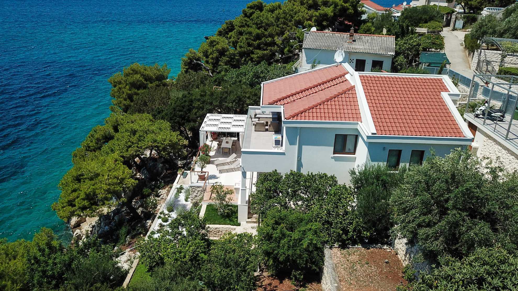 Beachfront Villa Sea Touch
