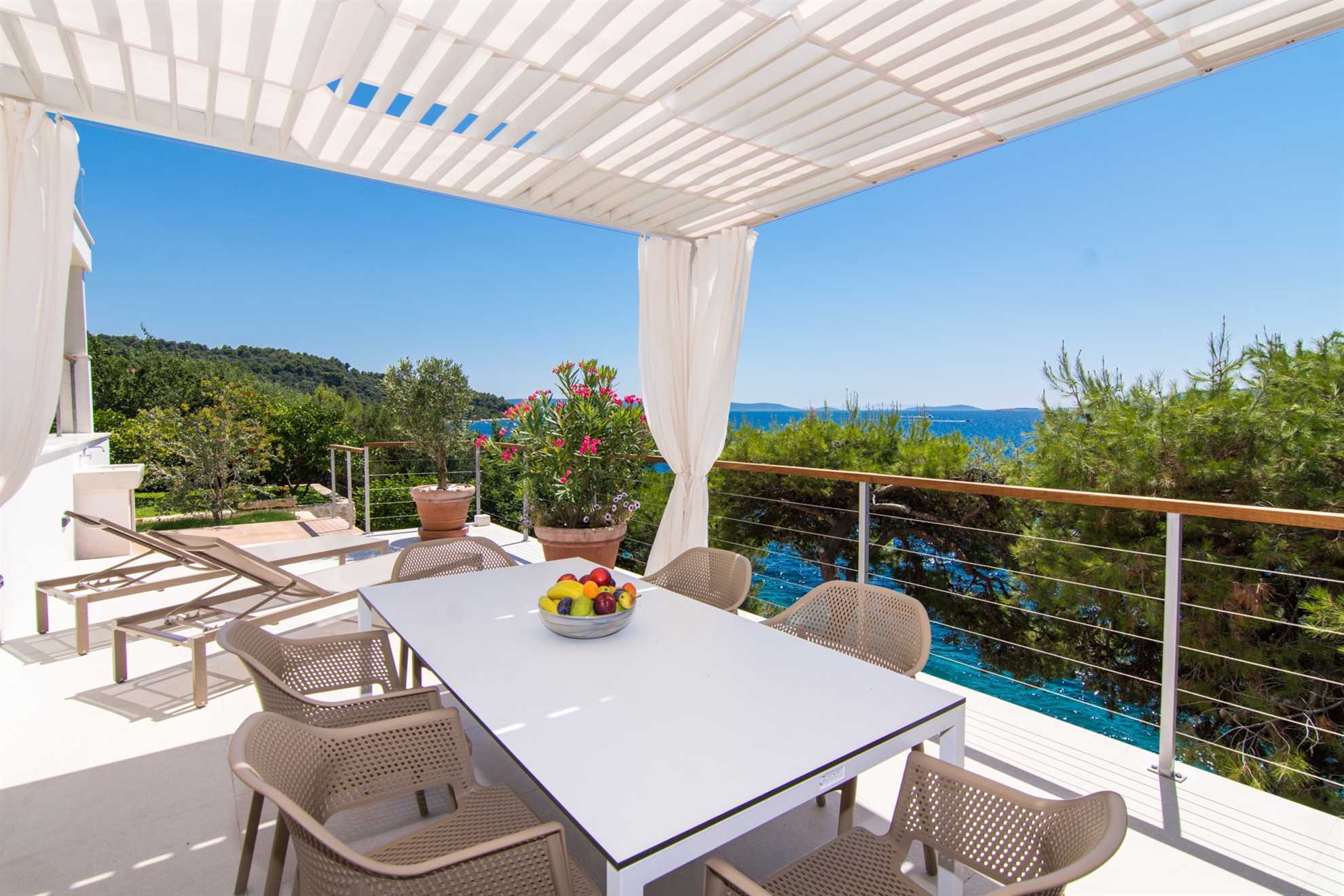 Beachfront Villa Sea Touch