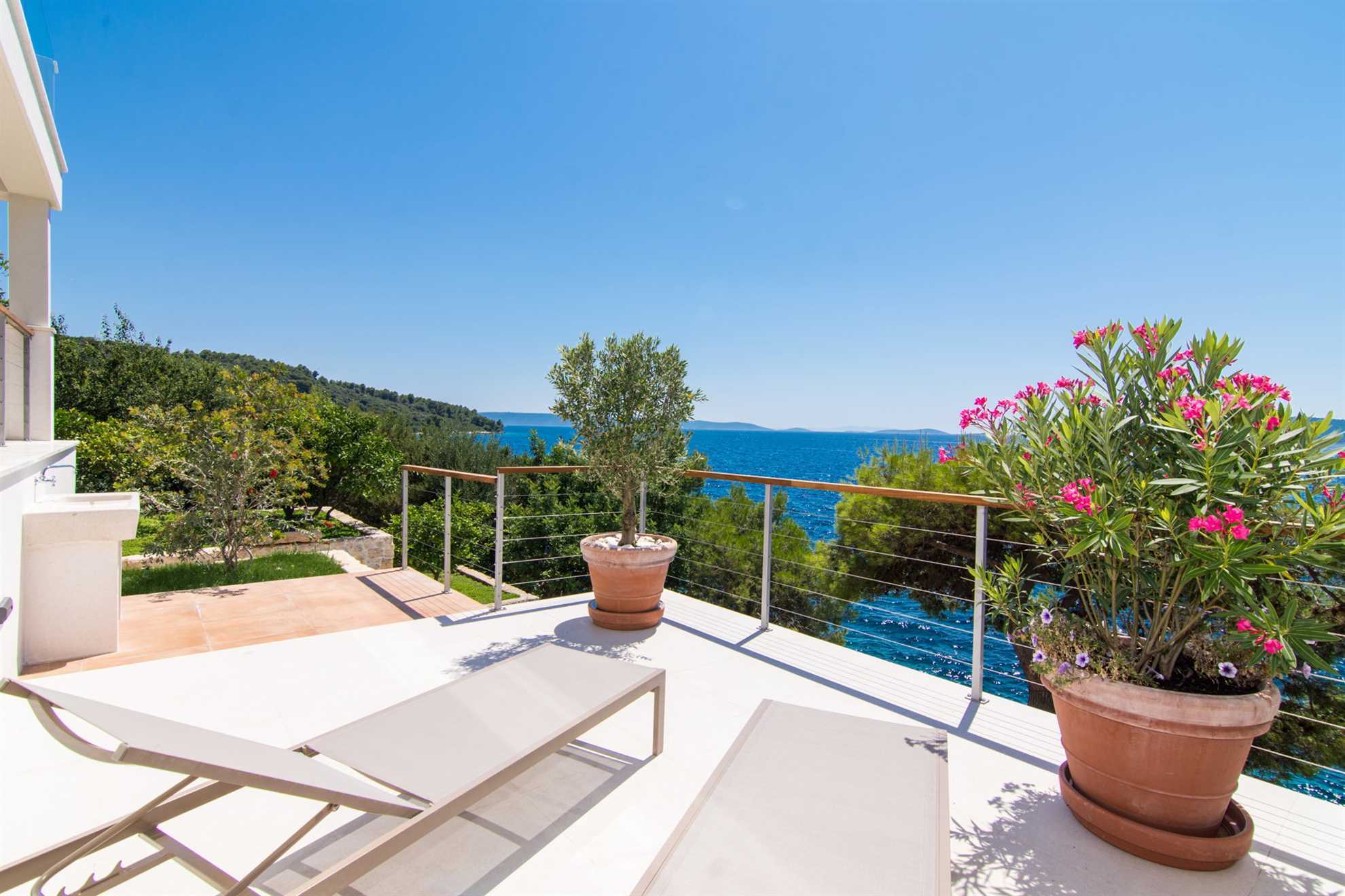 Beachfront Villa Sea Touch