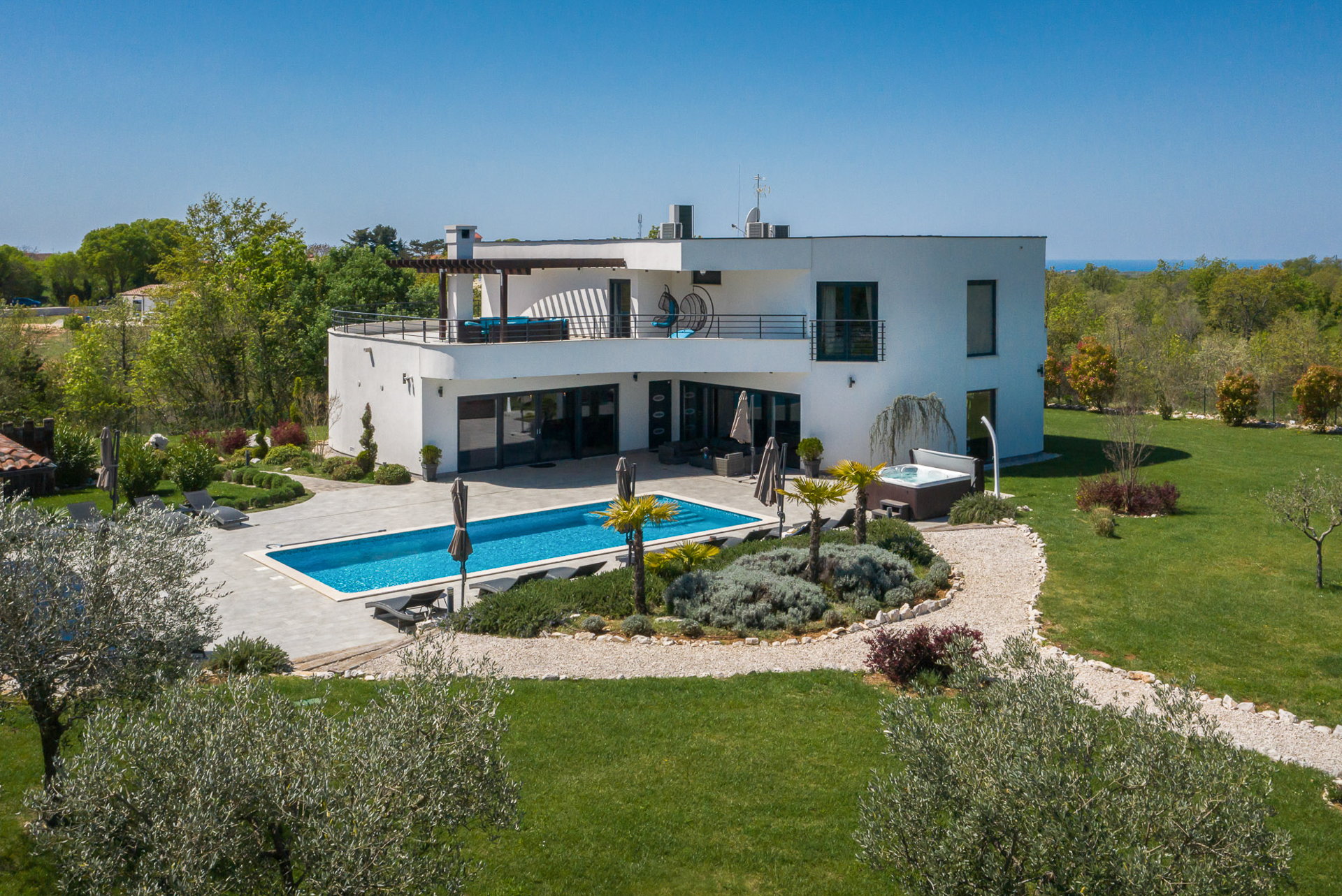 Villa Divine Estate with Pool