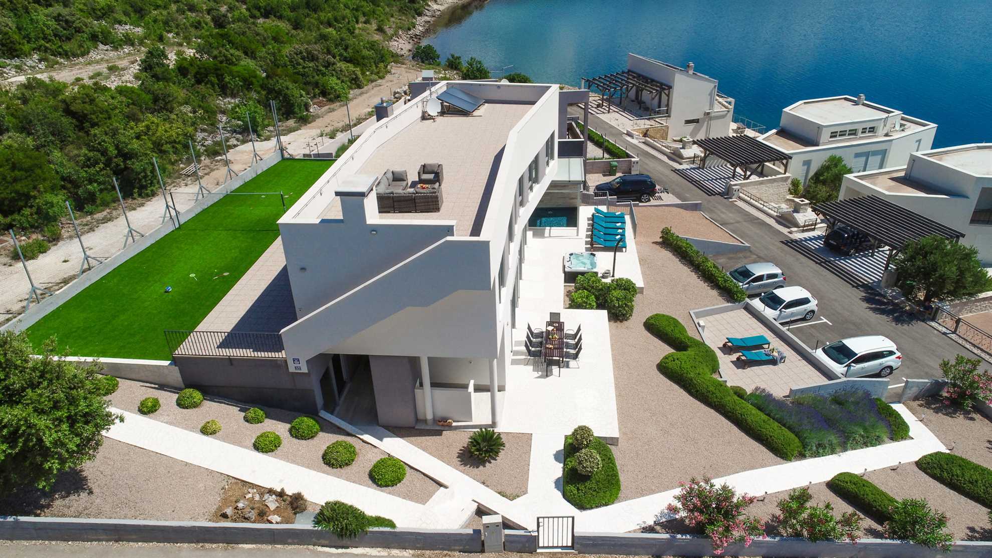 Villa Royal Blue with Heated Pool